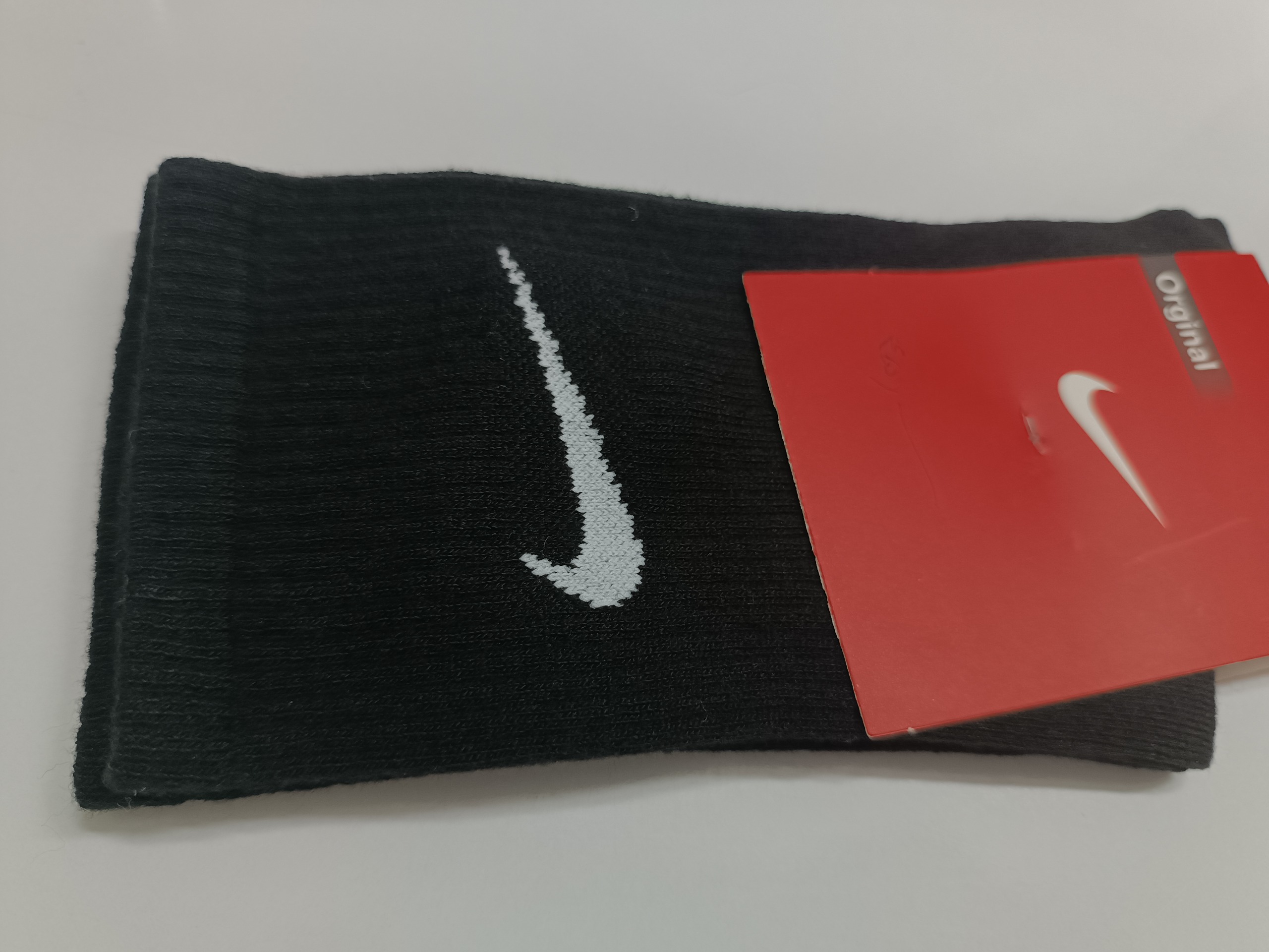 جوراب مردانه و زنانه