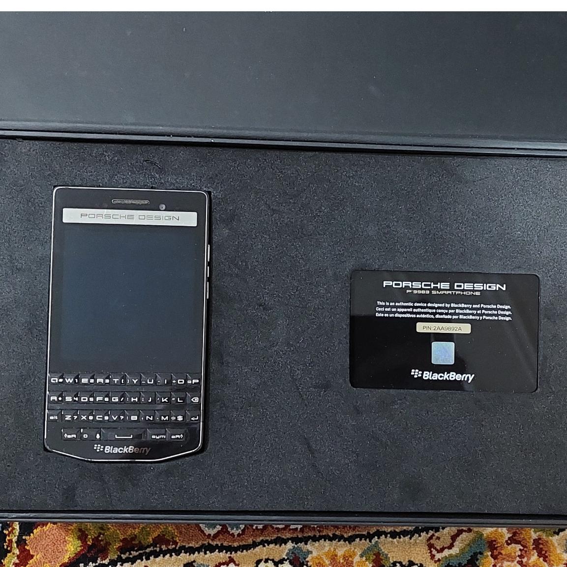 بلک بری 9983
