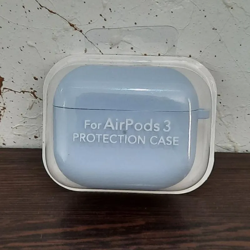 کاور ایرپاد سیلیکونی به همراه آویز AirPod 3