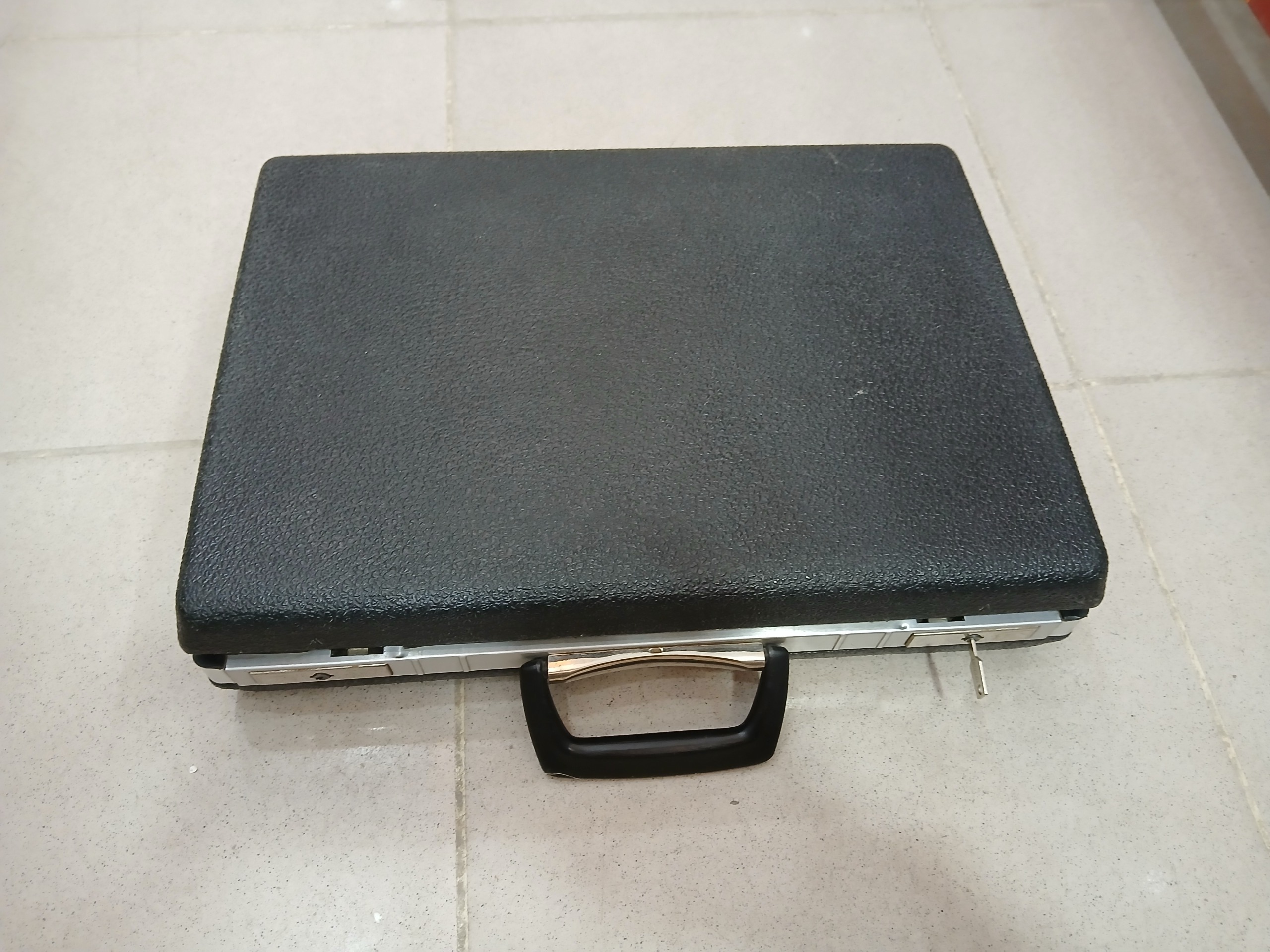 ست نقشه کشی قدیمی