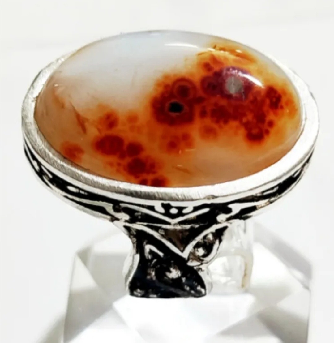 انگشتر حجرالعین زائشی چشمهای فعال