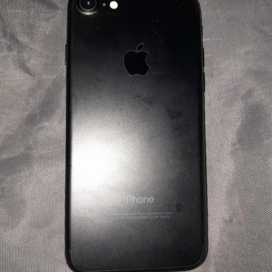 گوشی ایفون 7