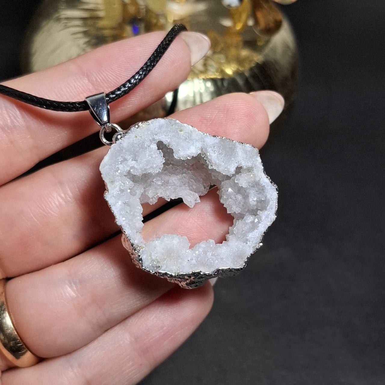  گردنبند آویز سنگ ژئود معدنی  کد  10460