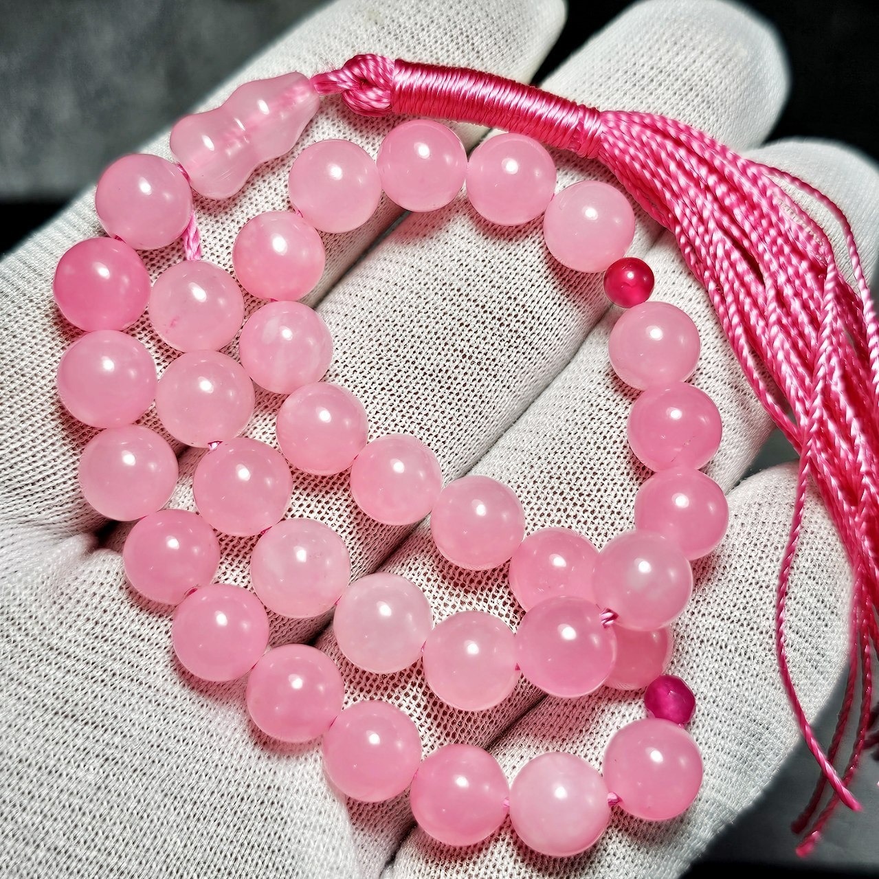 تسبیح 33 دانه جید صورتی معدنی کد  10478