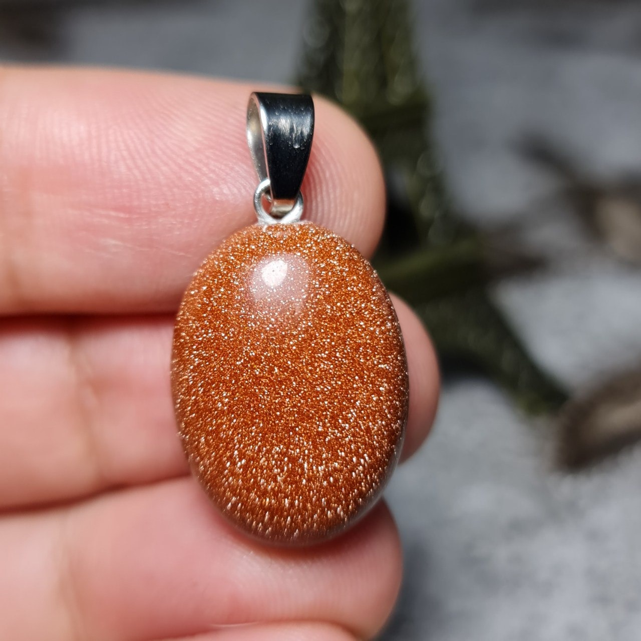 گردن آویز دلربای قهوه ای شمش درجه 1 کد24991