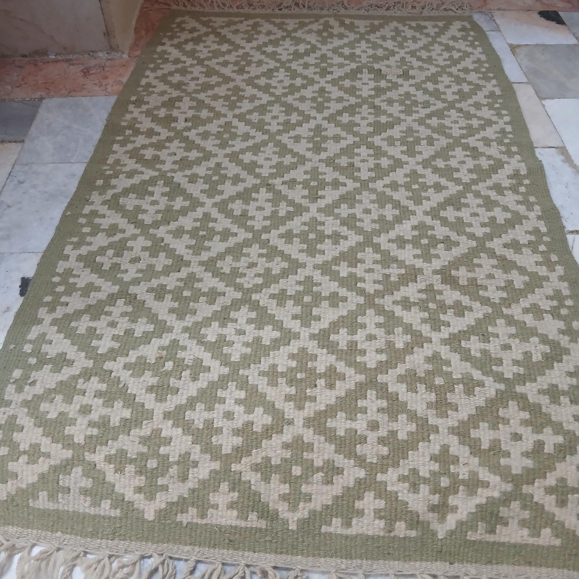 گلیم پشمی دورو