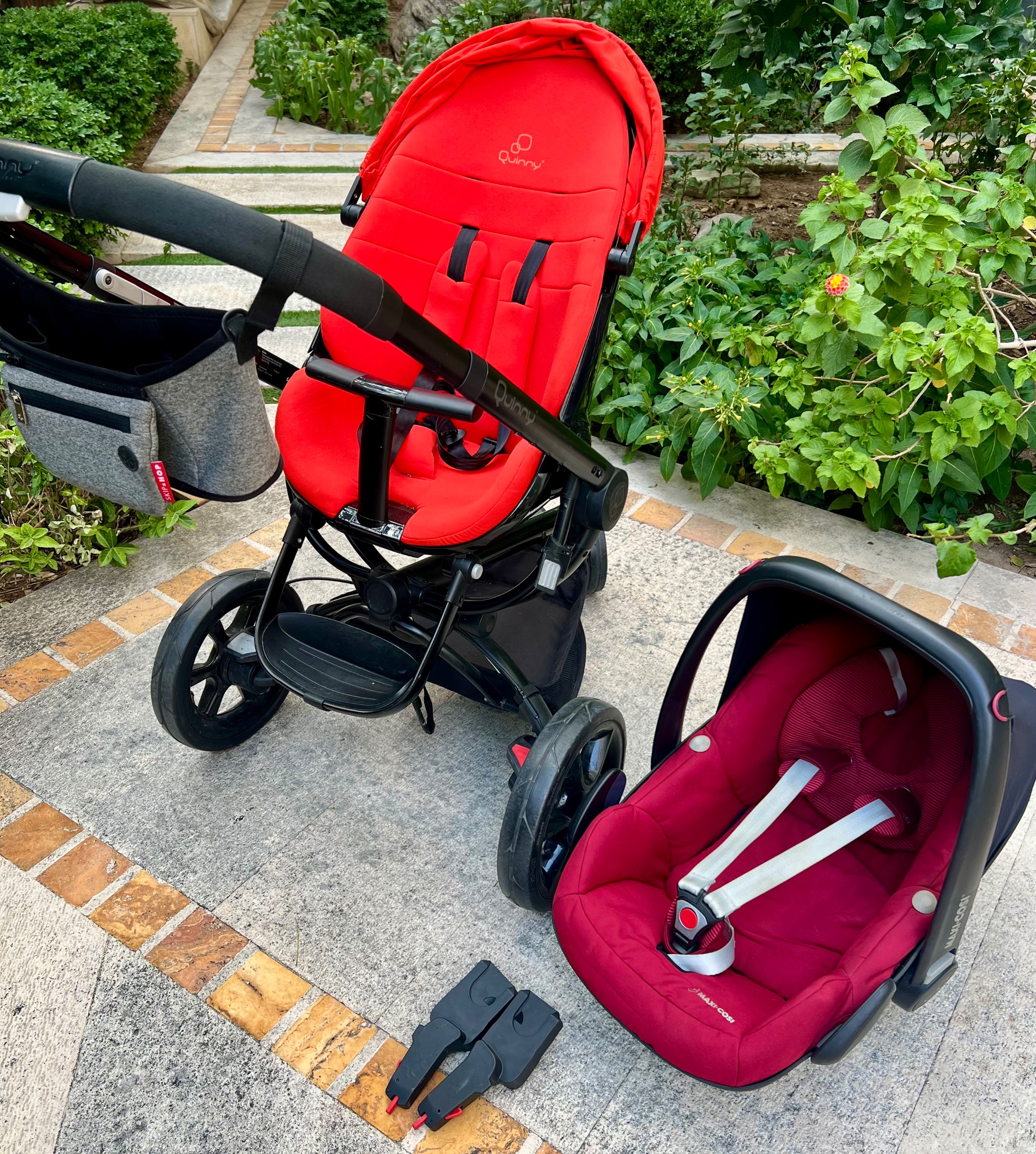 کالسکه و کریر مکسی کوزی کویینی