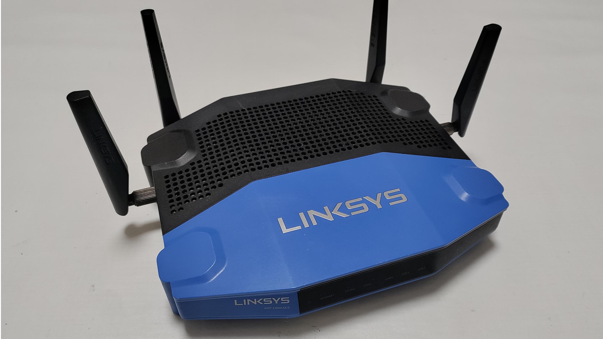 روتر Linksys WRT 1900 AC V2 به همراه OpenWRT
