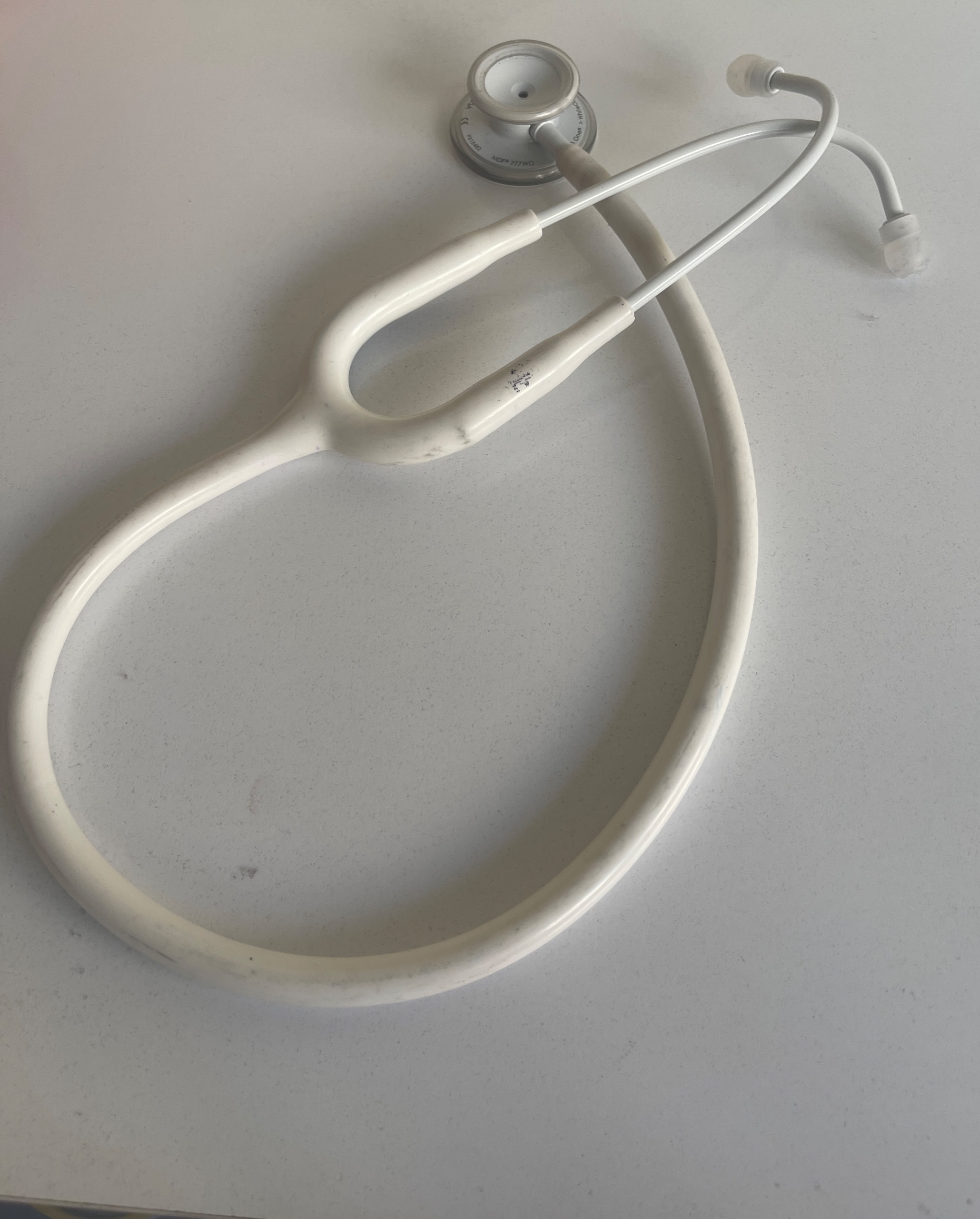 گوشی پزشکی MDF 777