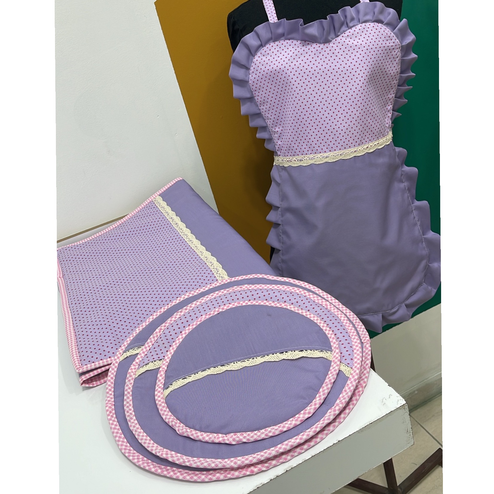 نیم ست دمکنی پیشبند نمگیر