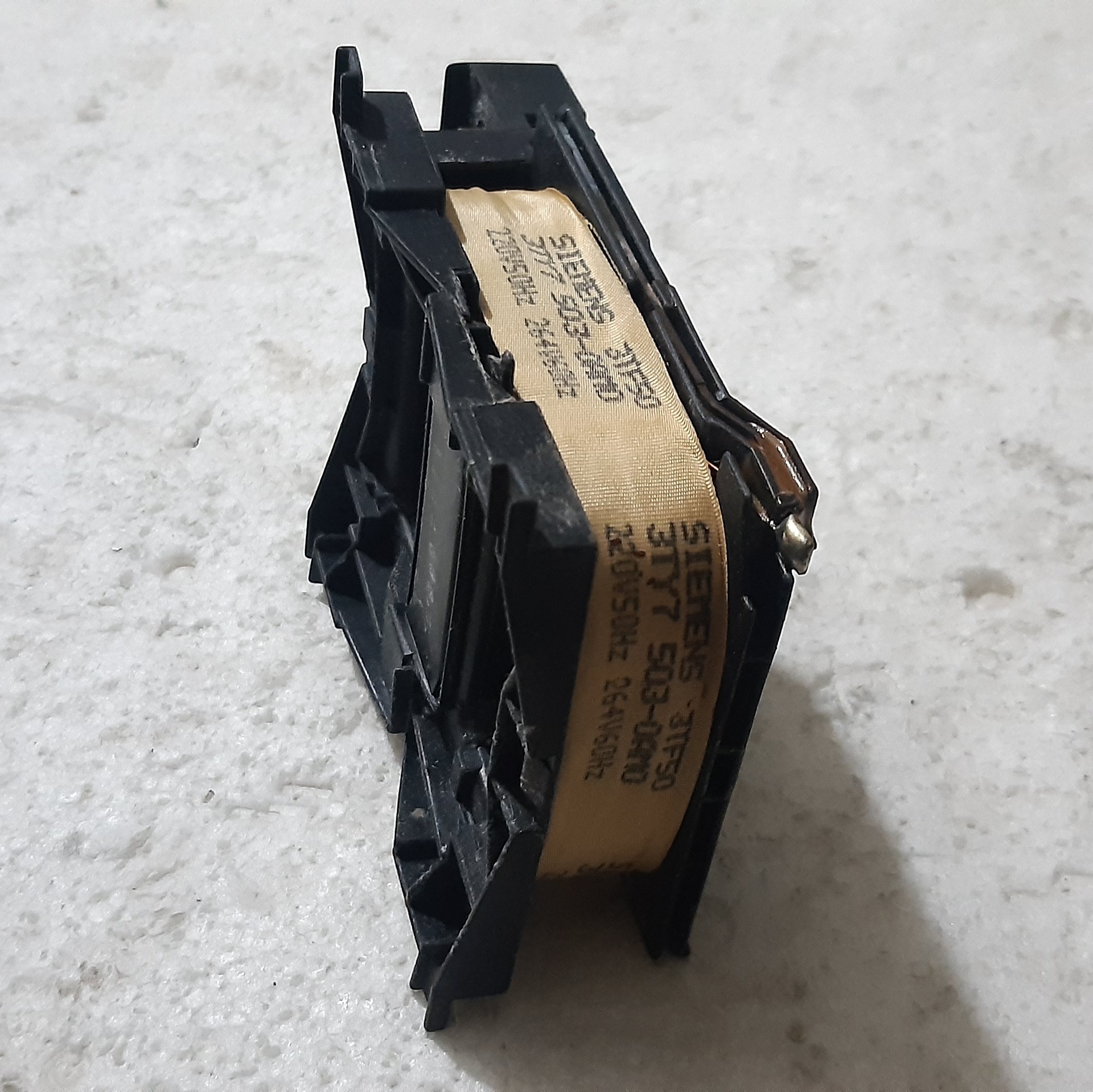 بوبین کنتاکتور زیمنس