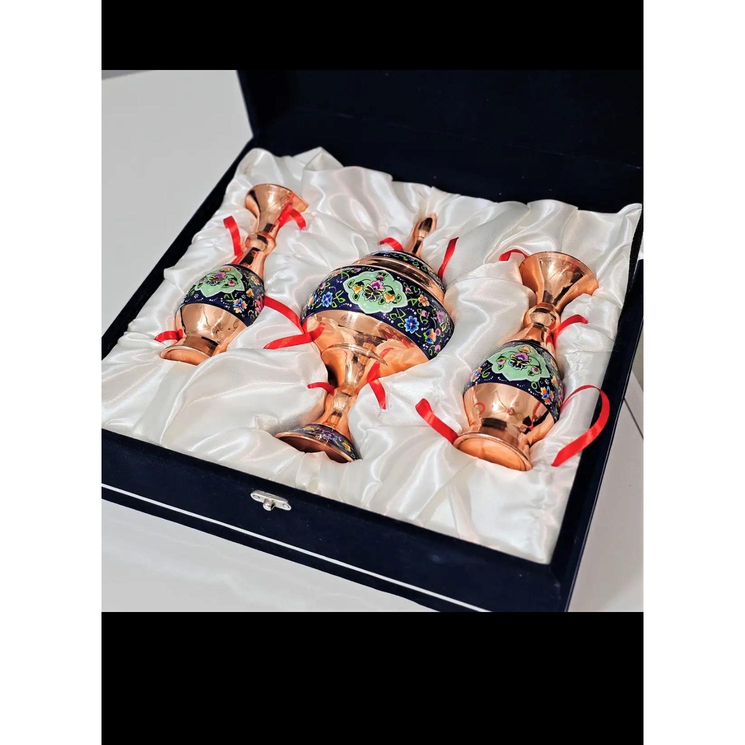 ست گلدان و شکلات خوری مسی مینا کاری