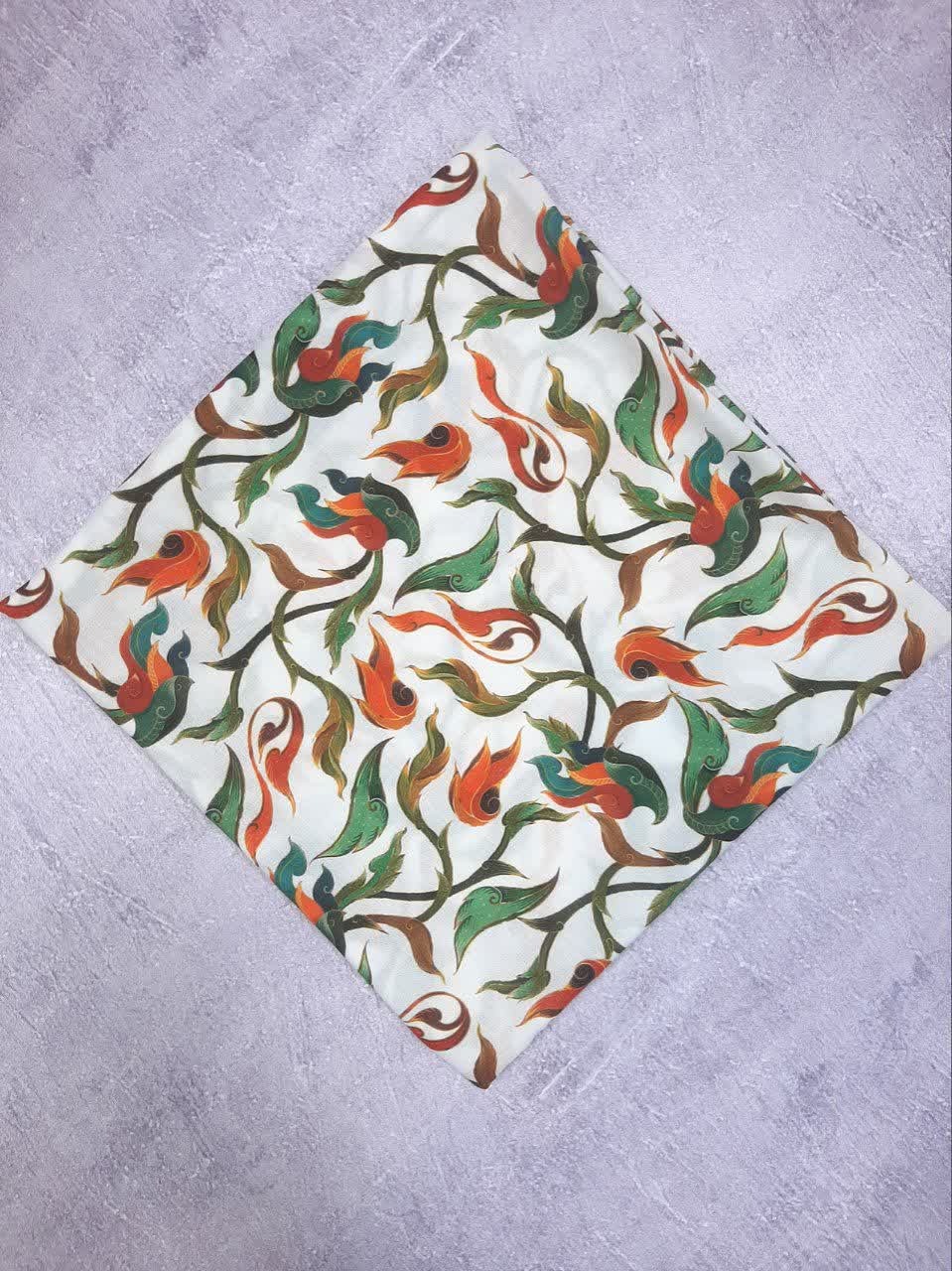 روسری نخی طرح حنانه