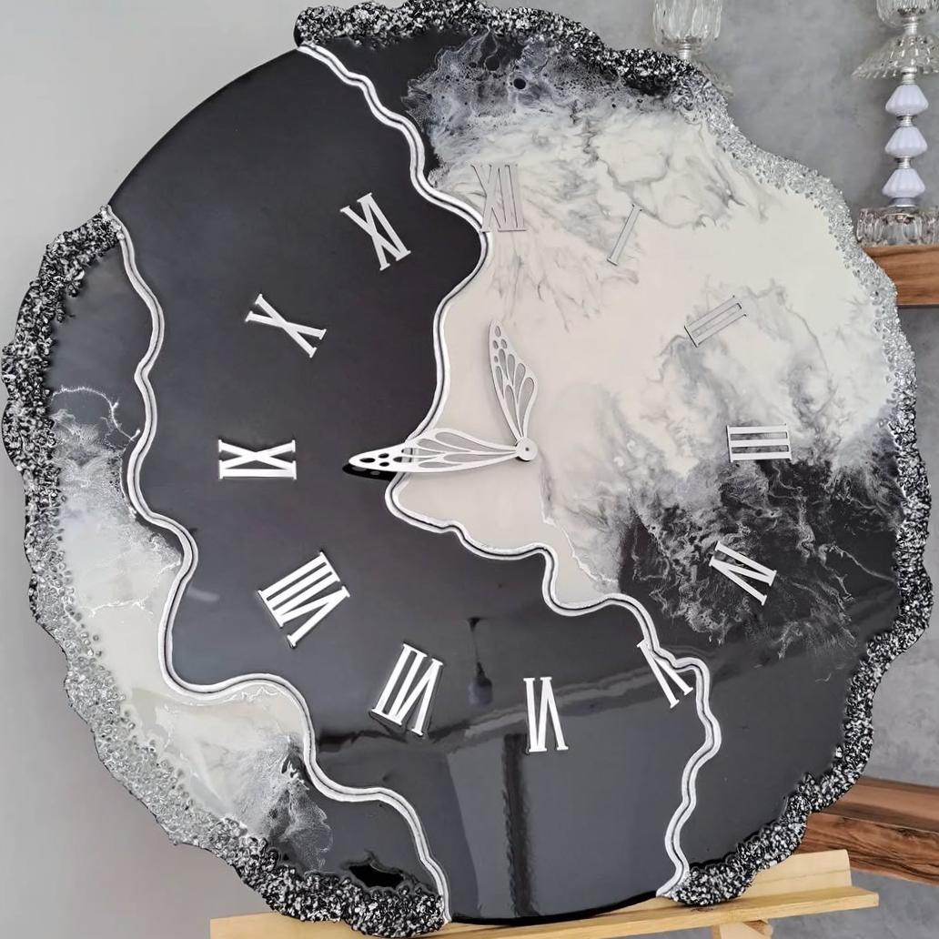 ساعت لاکچری رزینی