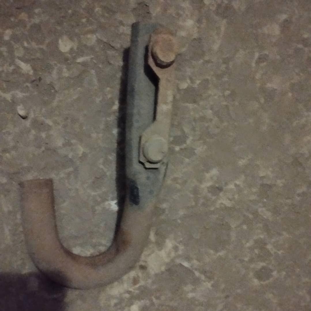 قلاب بکسل بند عقب نیسان پیکاپ اصلی