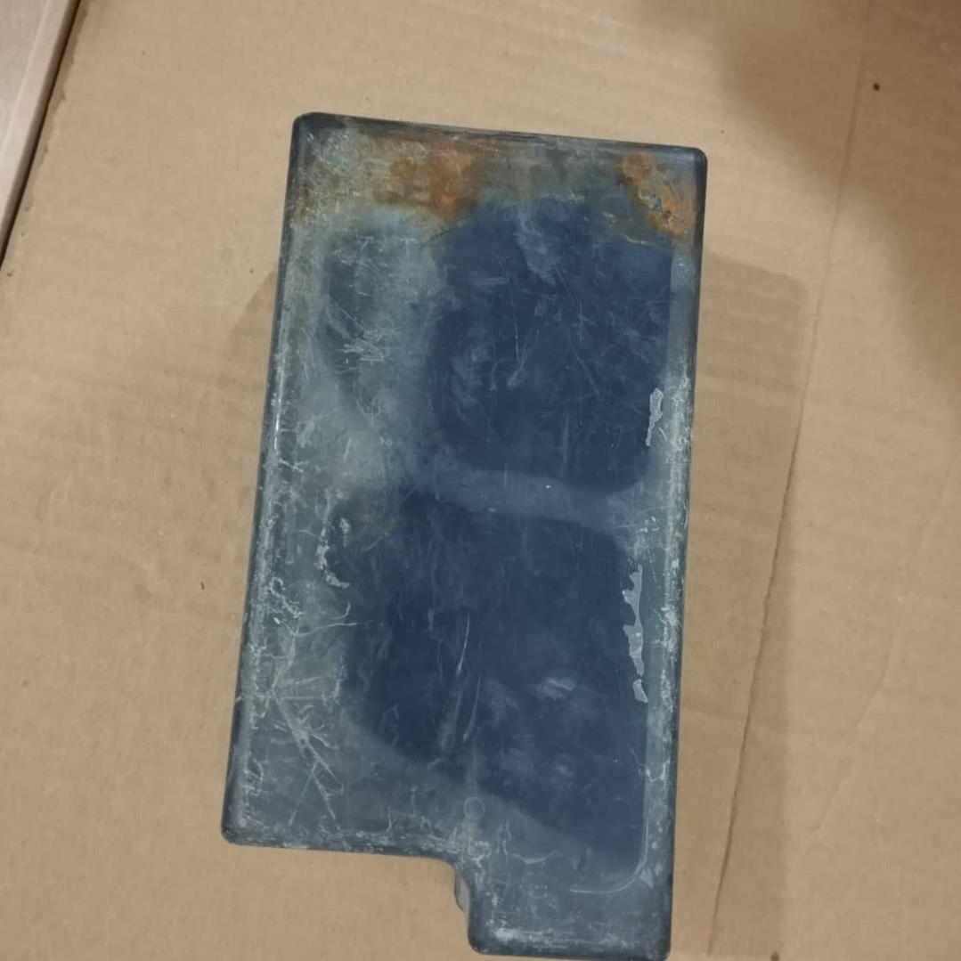 در جعبه فیوز نیسان پیکاب اصلی