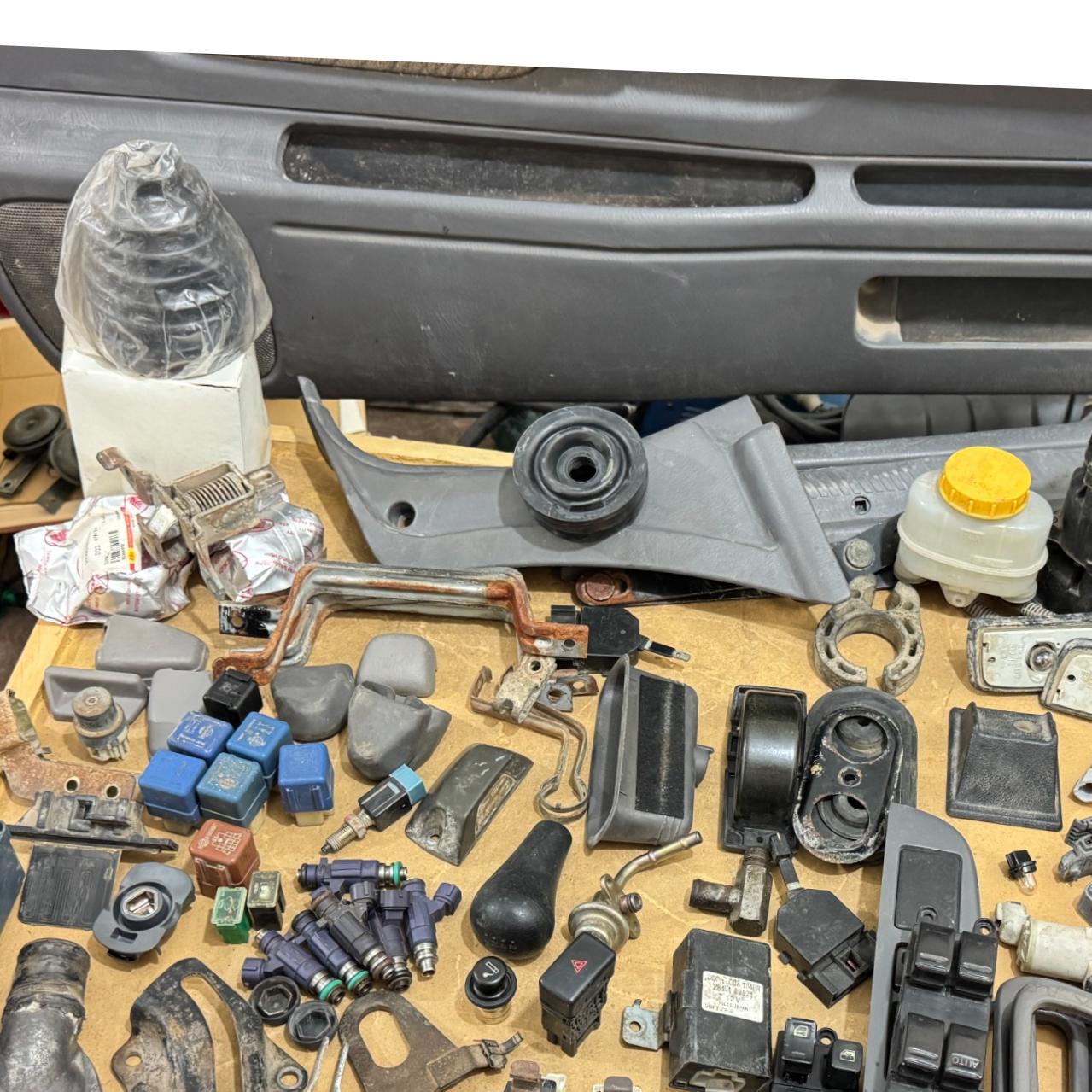 رره آفتامات قهوه ای و مشکی نیسان پیکاپ