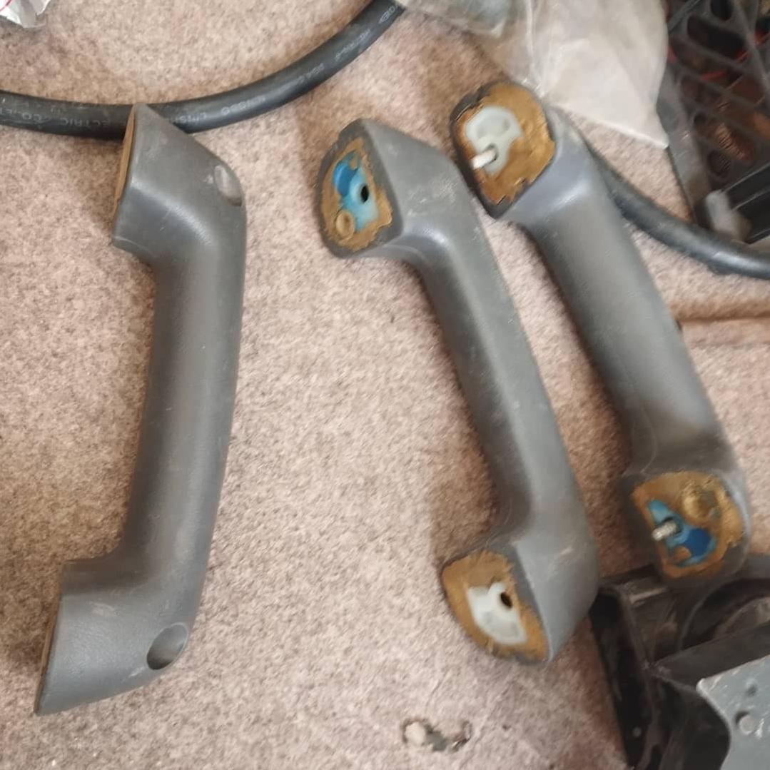 دستگیره داخلی درب عقب پیکاپ اصلی