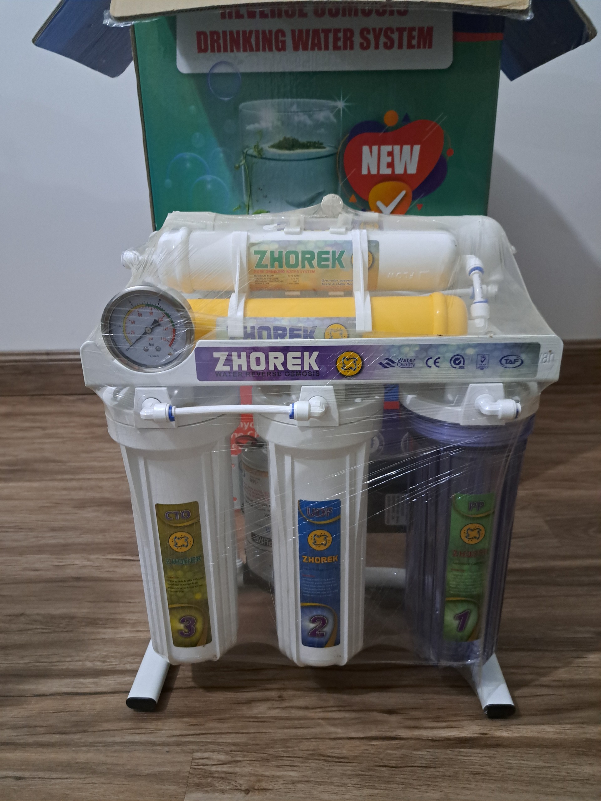 دستگاه تصفیه اب زیر سینکی