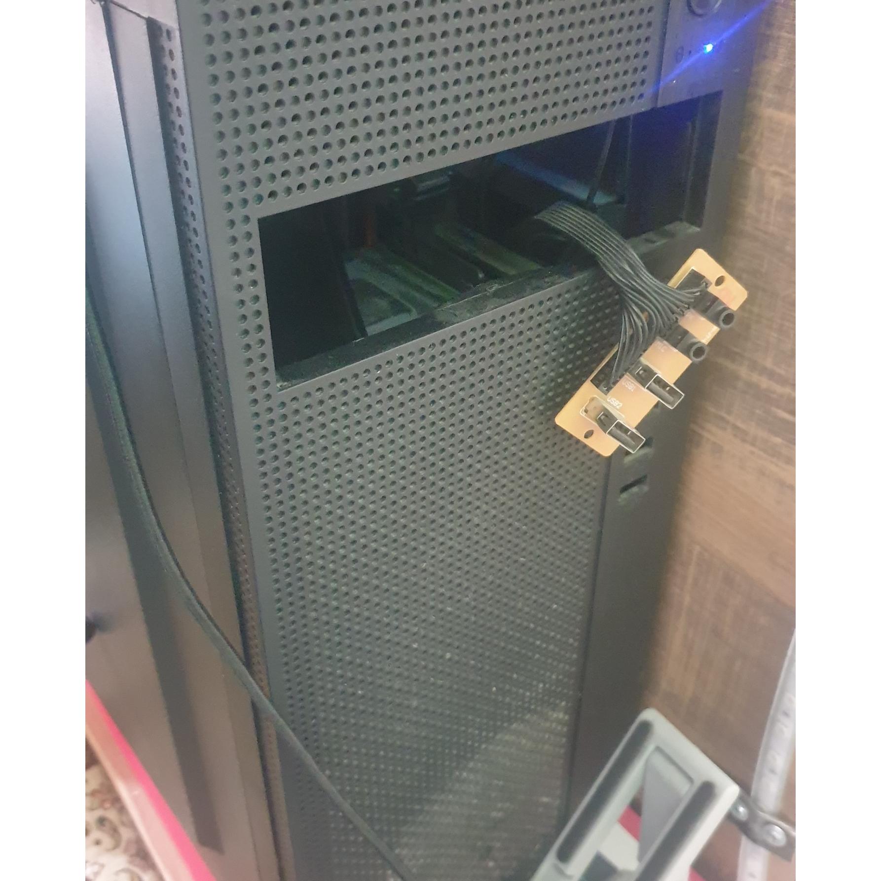 کیس گیمینگ فوق العاده