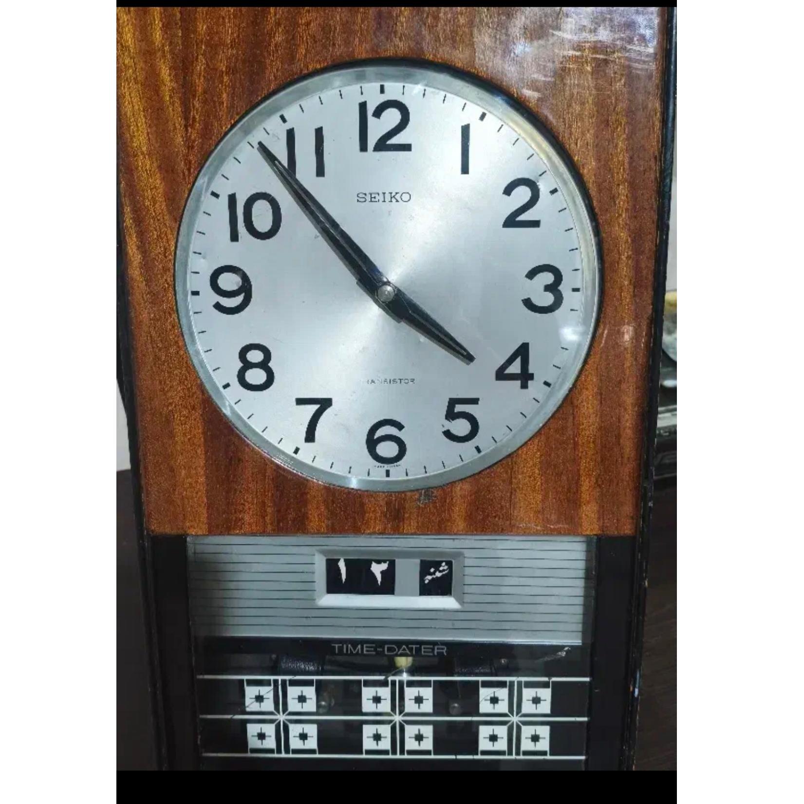 ساعت دیواری سیکو