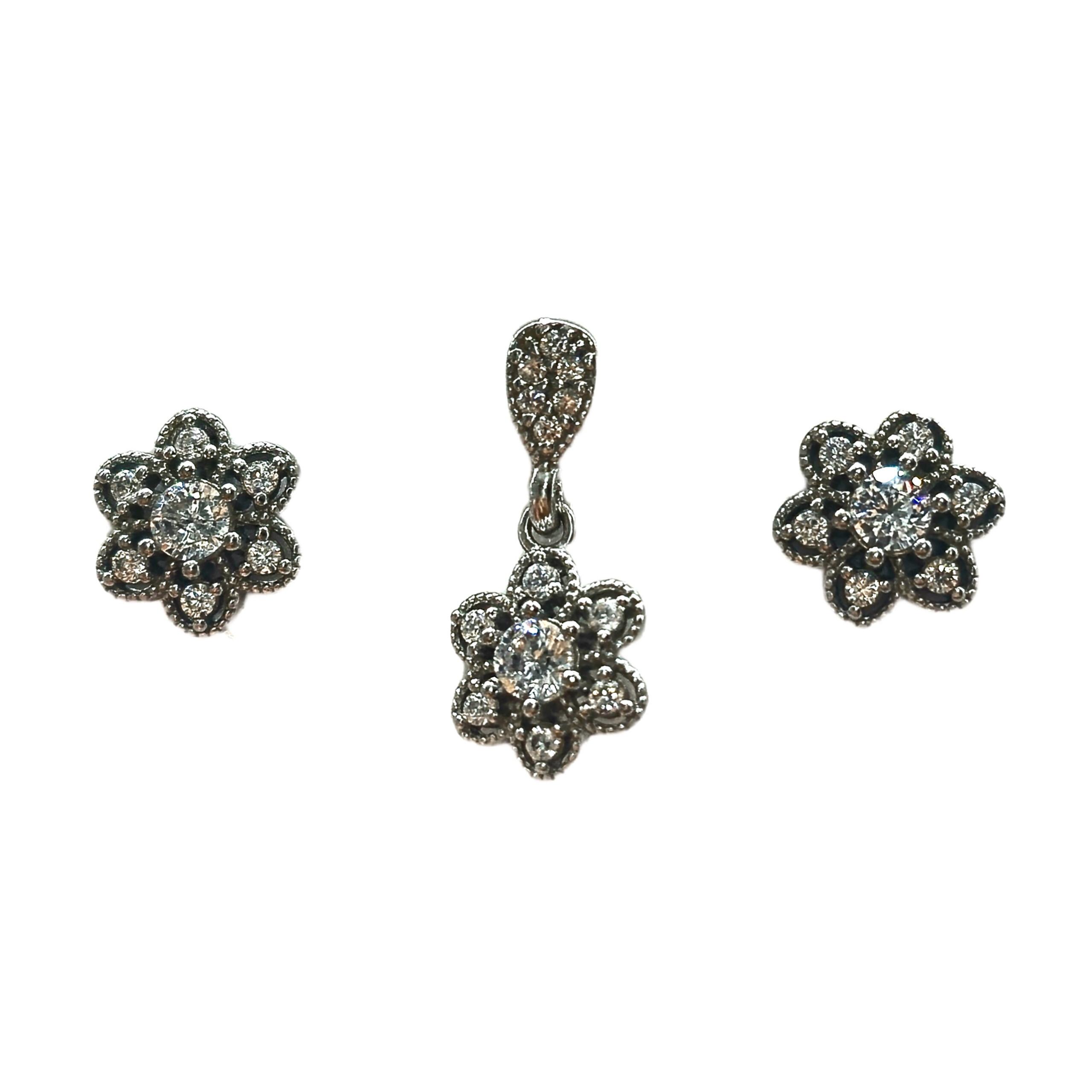 نیم ست نقره زنانه مدل SM109