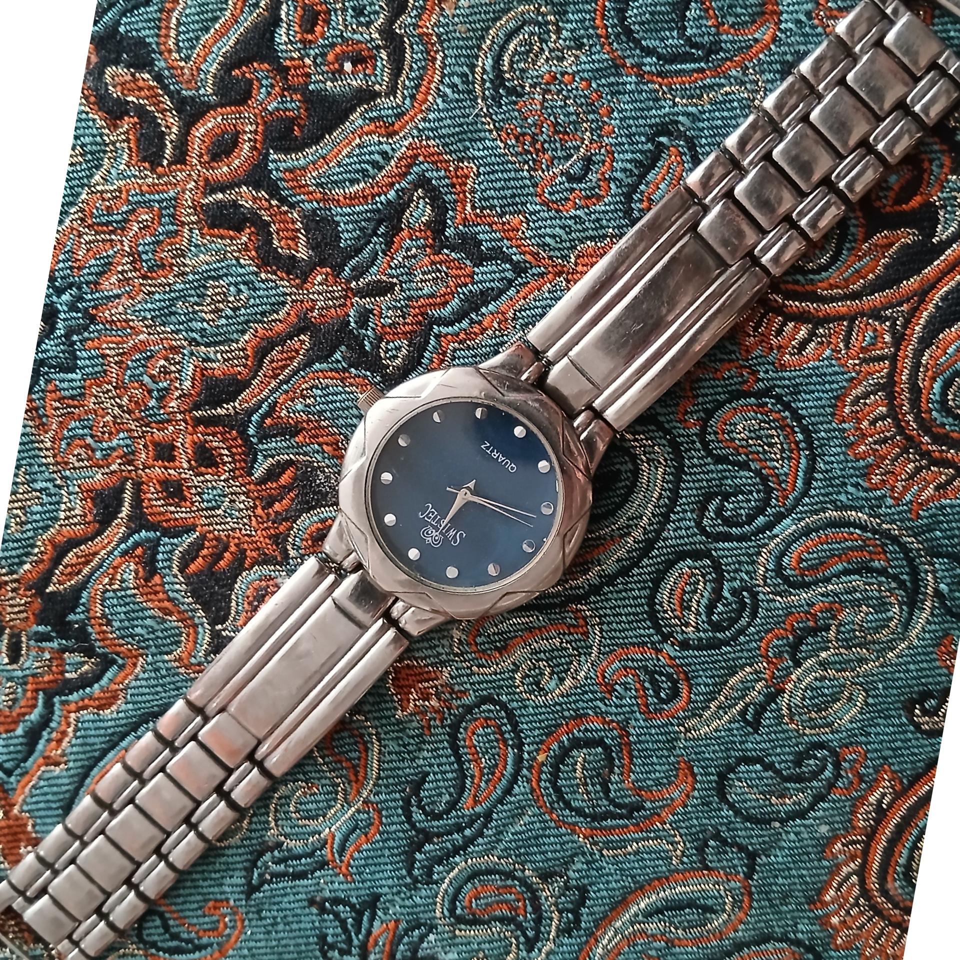 ساعت مچی سوییس تک