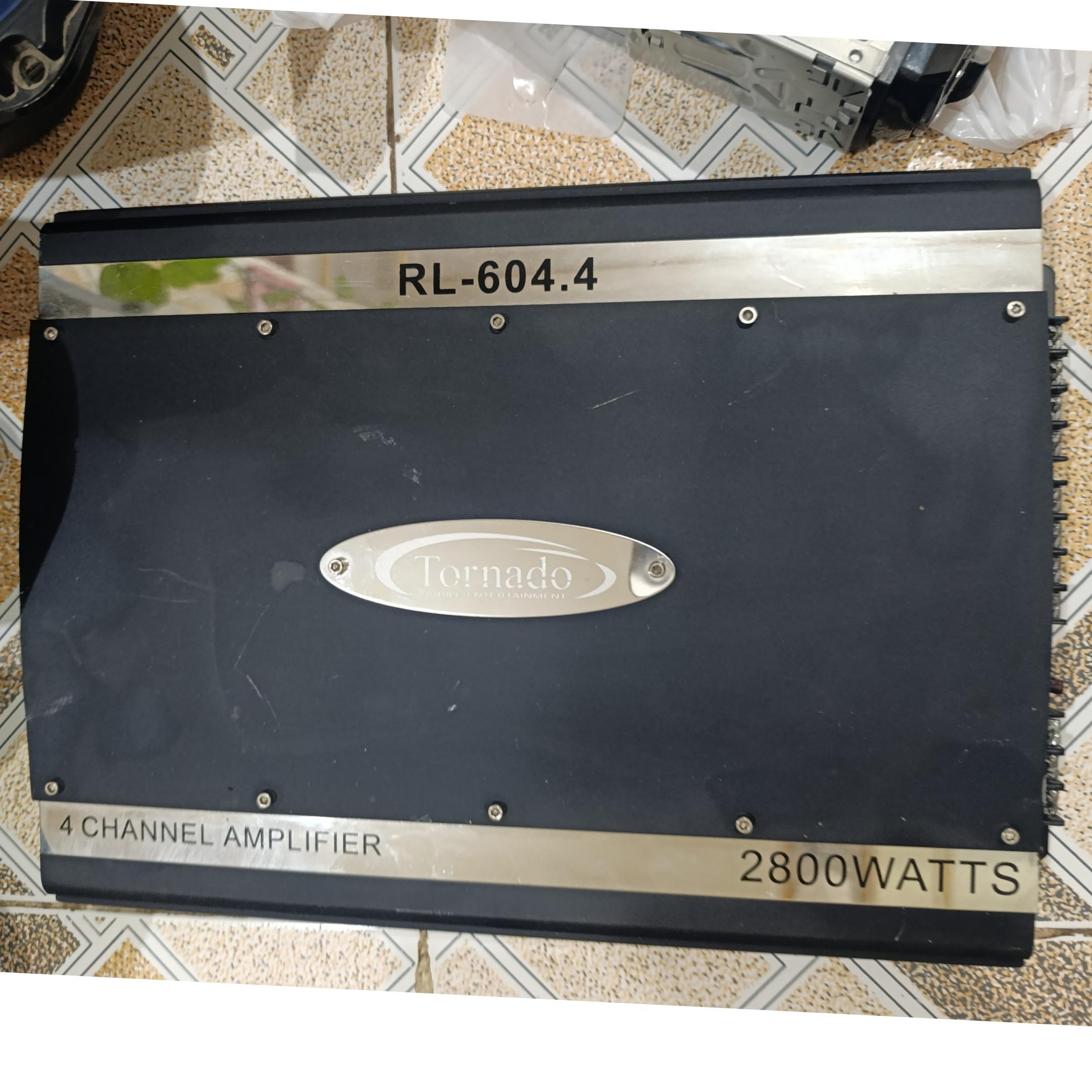 آمپلی فایر تورنادو 4 کاناله