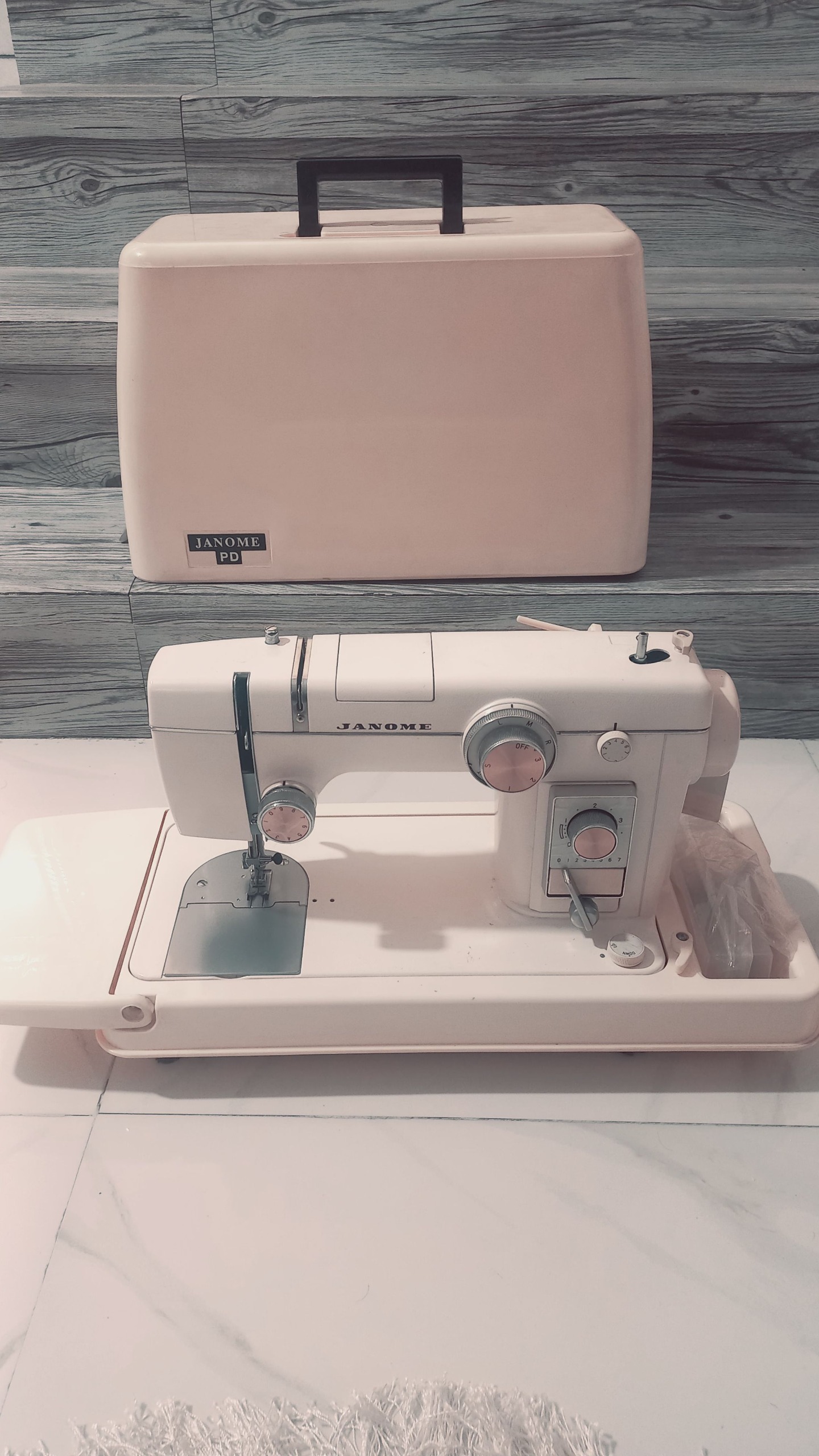 چرخ خیاطی ژانومه اصل ژاپن پلمپ و صفر