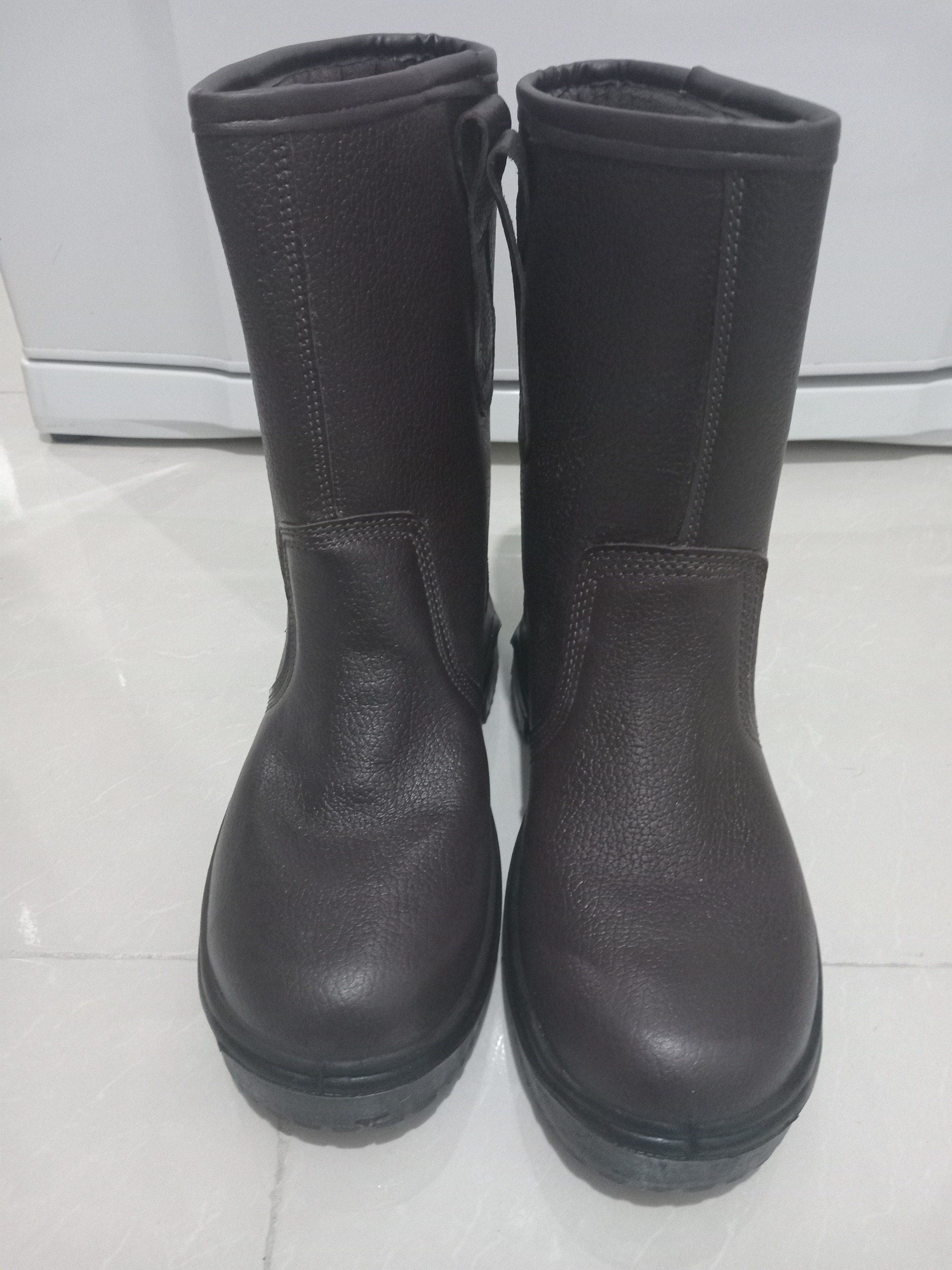 کفش ایمنی بهشتیان