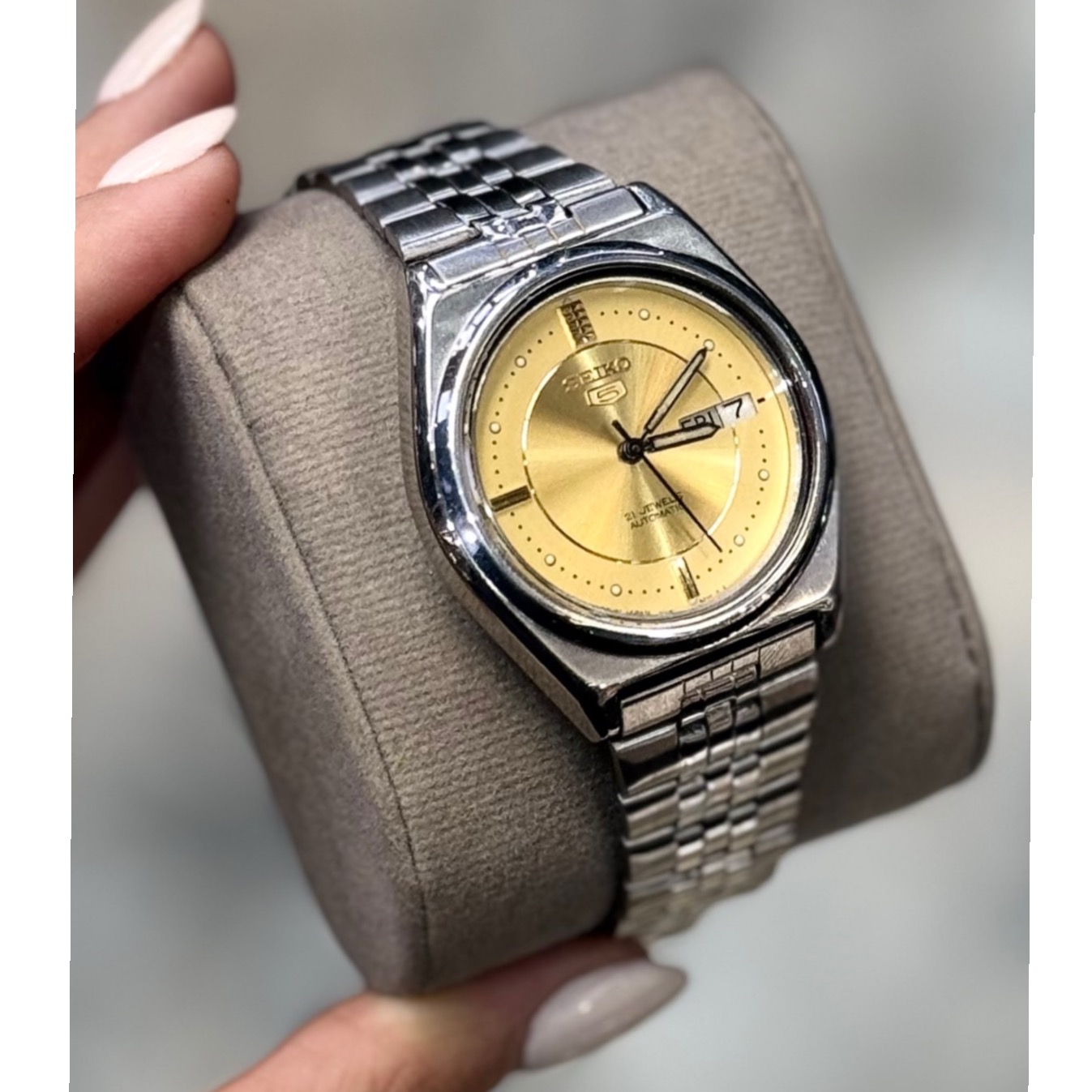 ساعت سیکو پنج