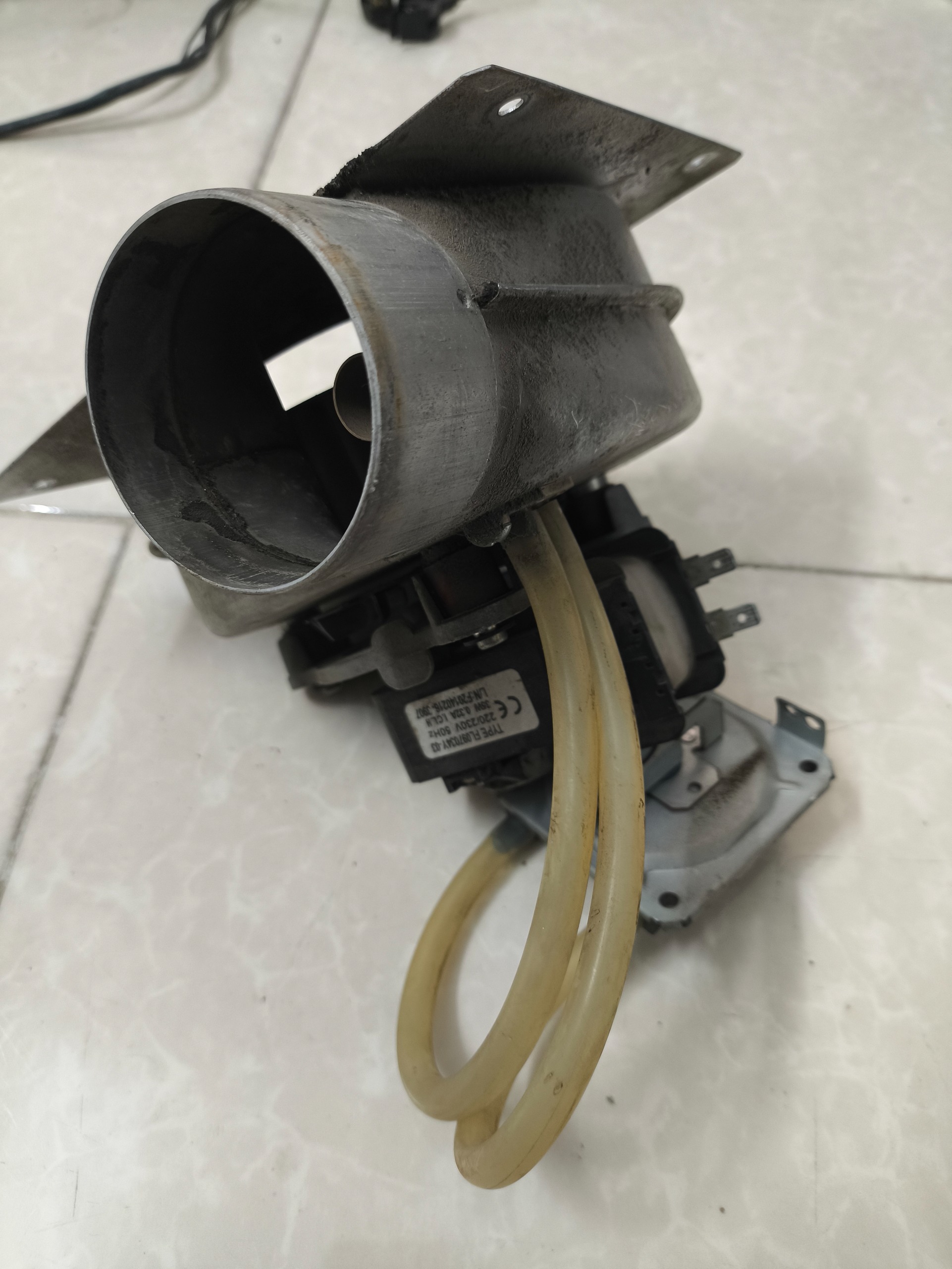 پنل و پمپ و شیر پکیج ایساتیس