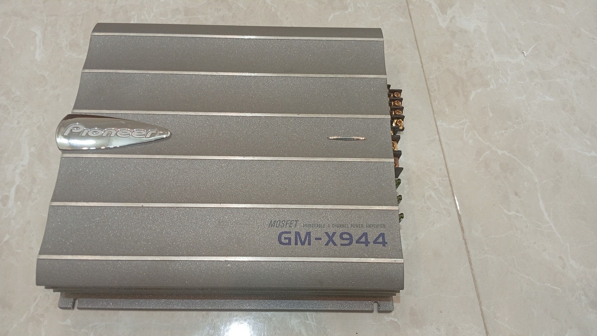 GM-X944 آمپلی افسانهای
