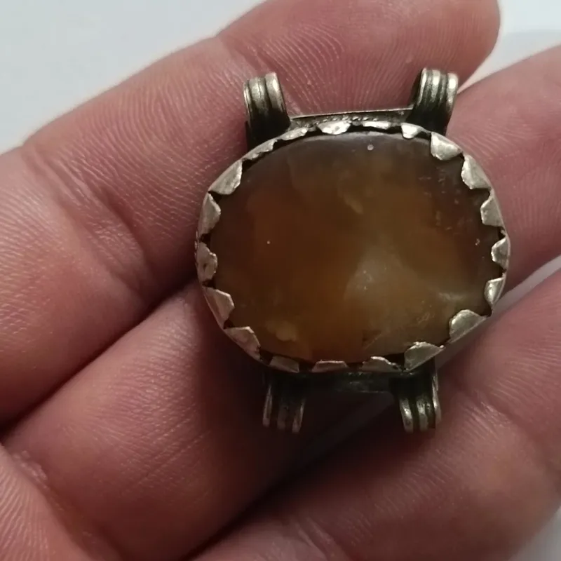 مهره آویز کهنه یمنی ورشو بسیار زیبا
