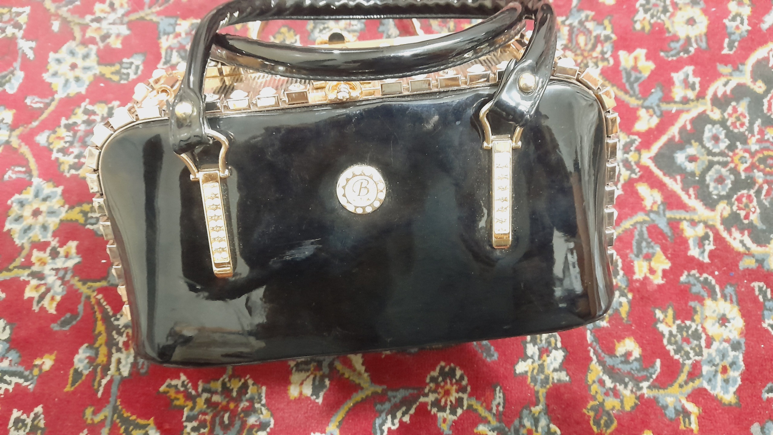 کیف ورنی زنانه