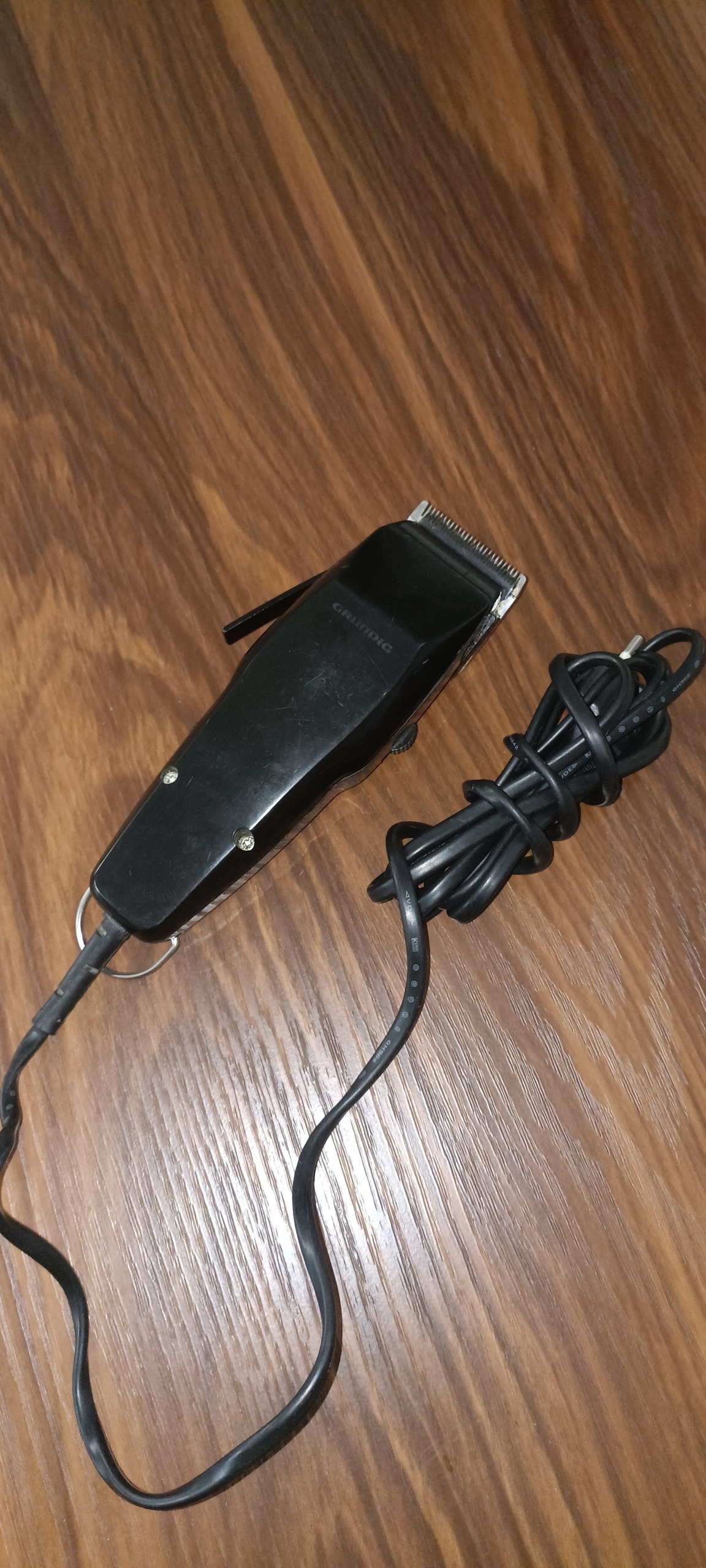 ریش تراش آلمانی Grundig