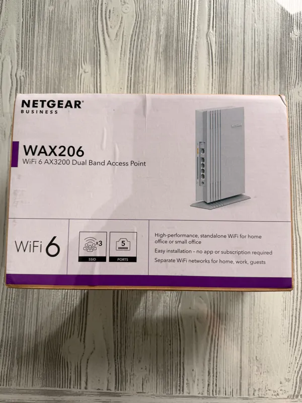 اکسس پوینت Netgear wax 206