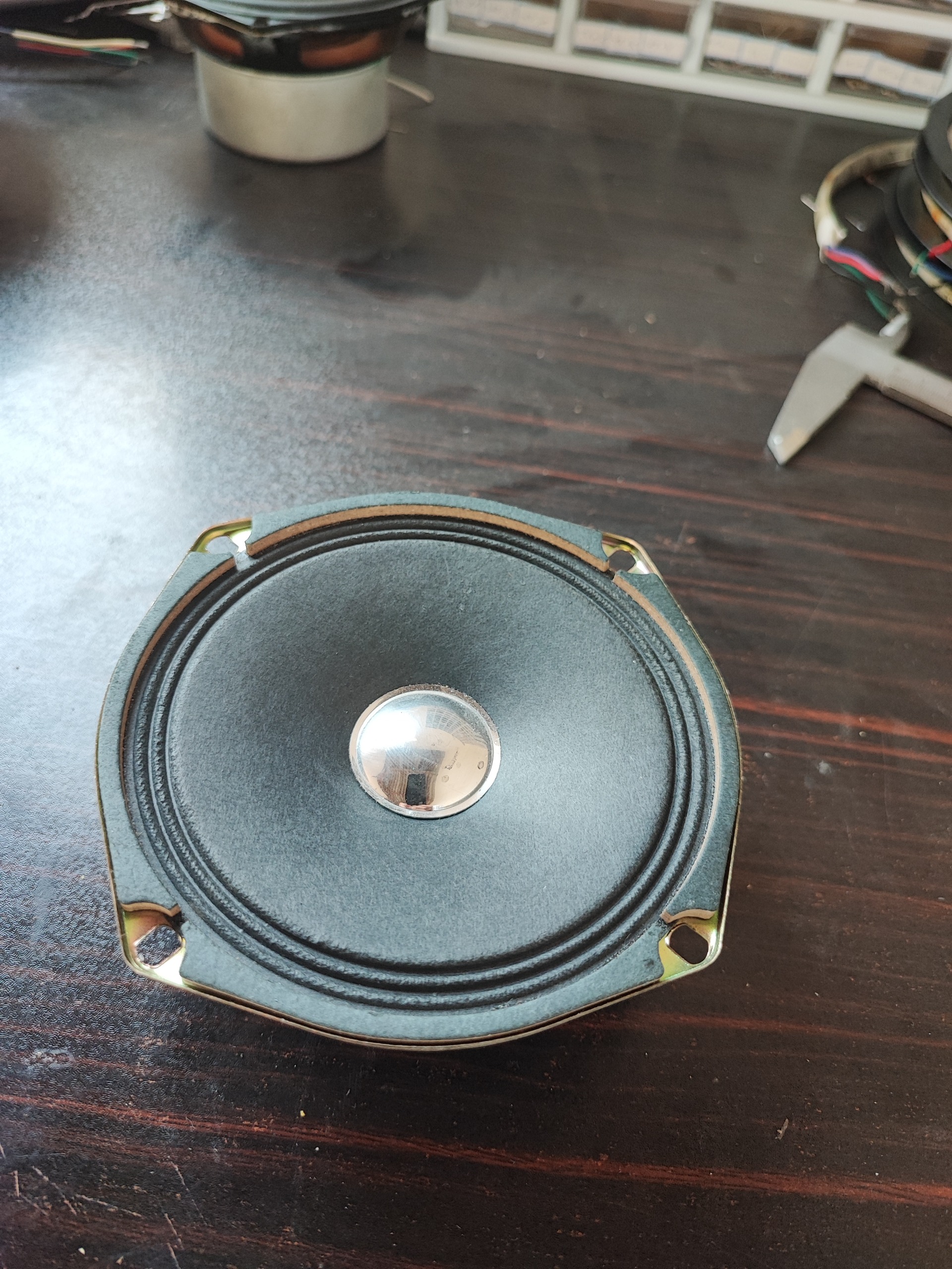 میدرنج 4 اینچ(جفتی)