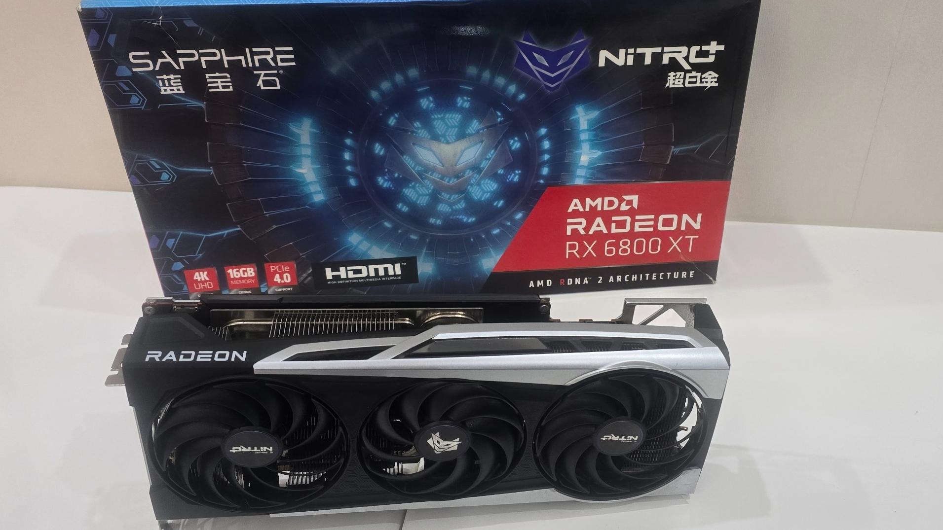 کارت گرافیک 16 گیگ 6800XT Sapphire Nitro Plus OC