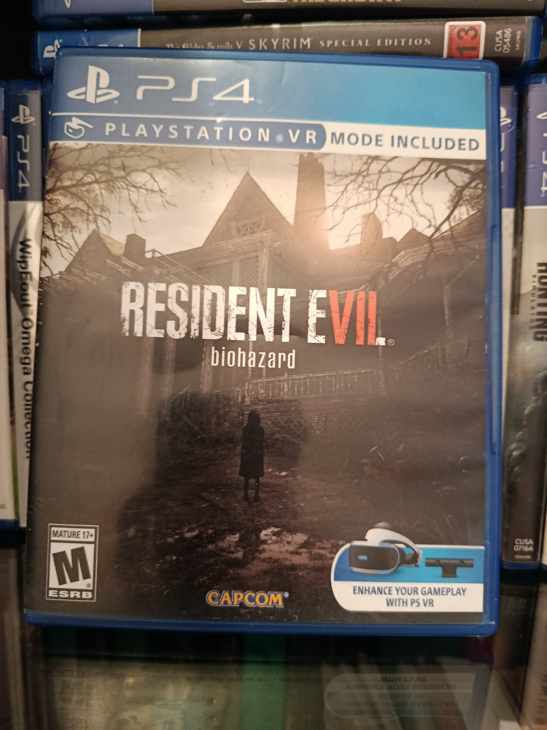 Resident evil biohazard توضیحات