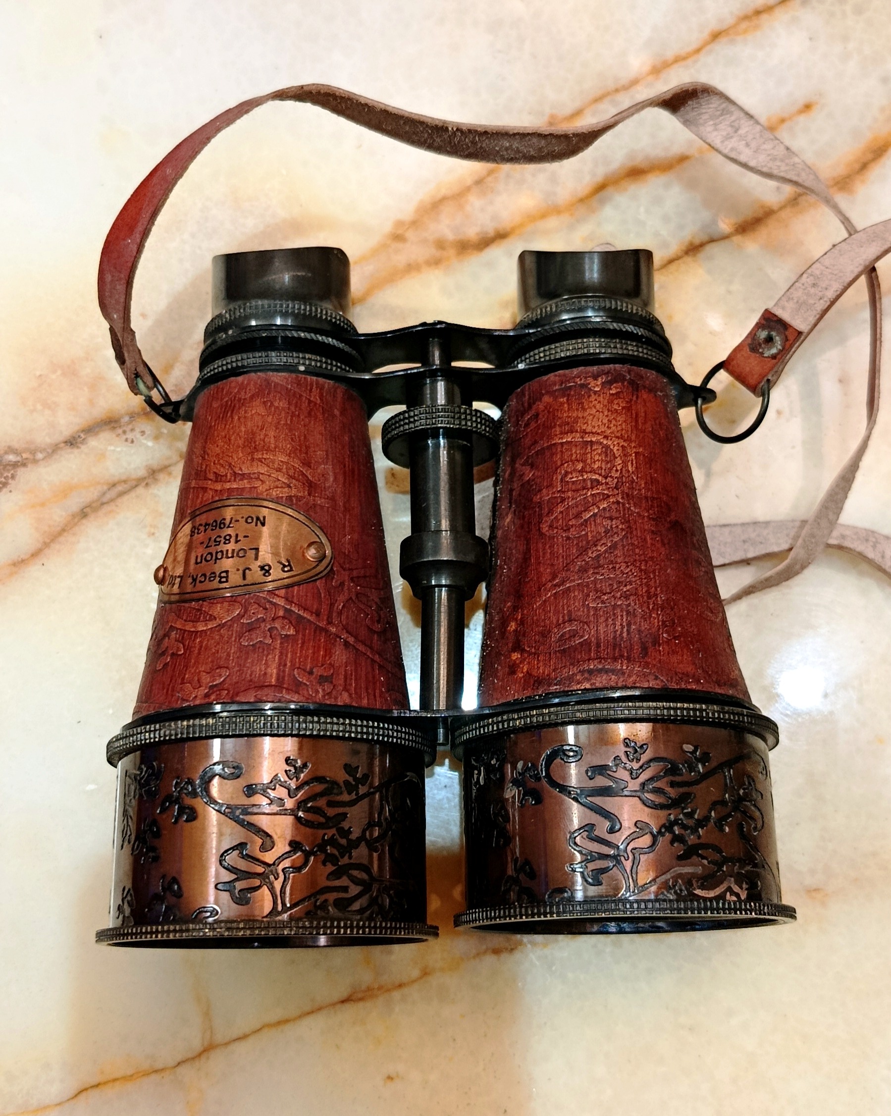 دوربین دوچشمی برنزی آنتیک مارکدارو تاریخدار