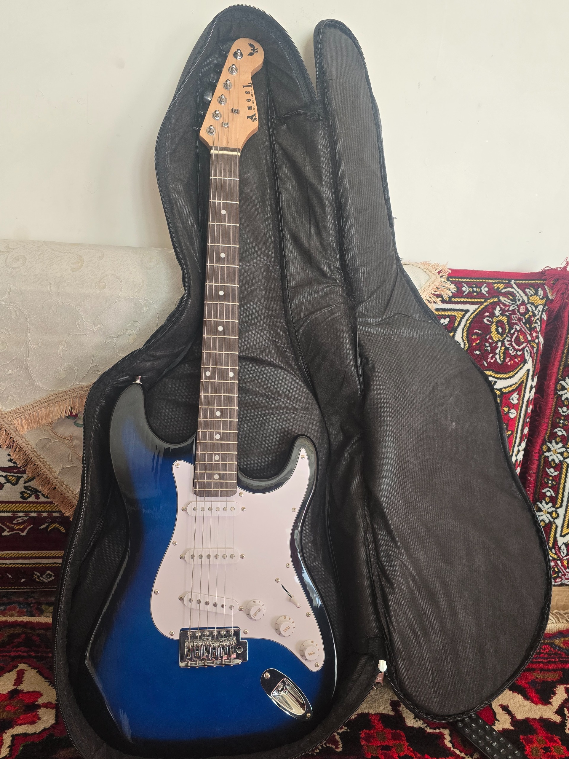 گیتار الکتریک انجل