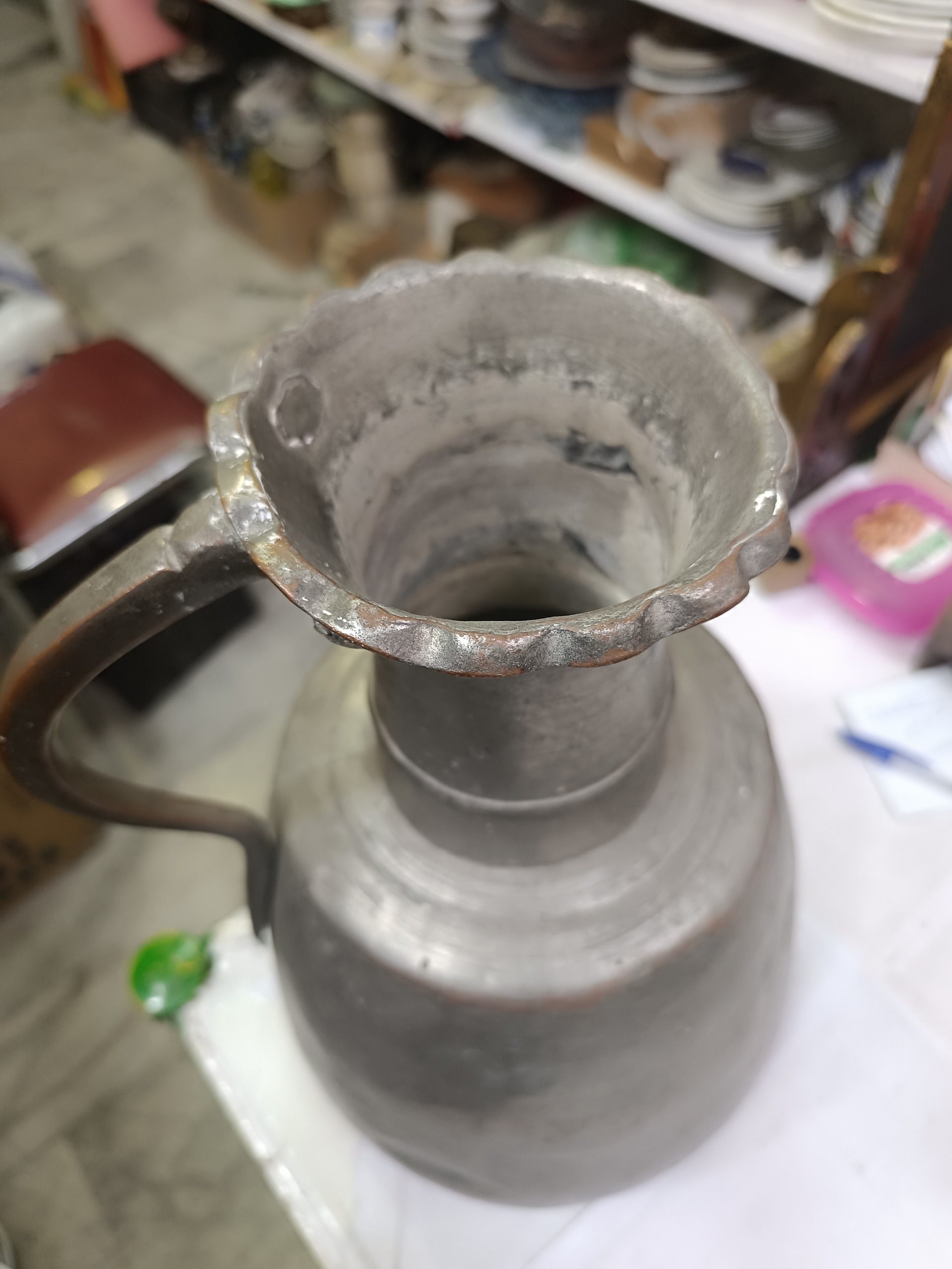 مشربه مسی بزرگ