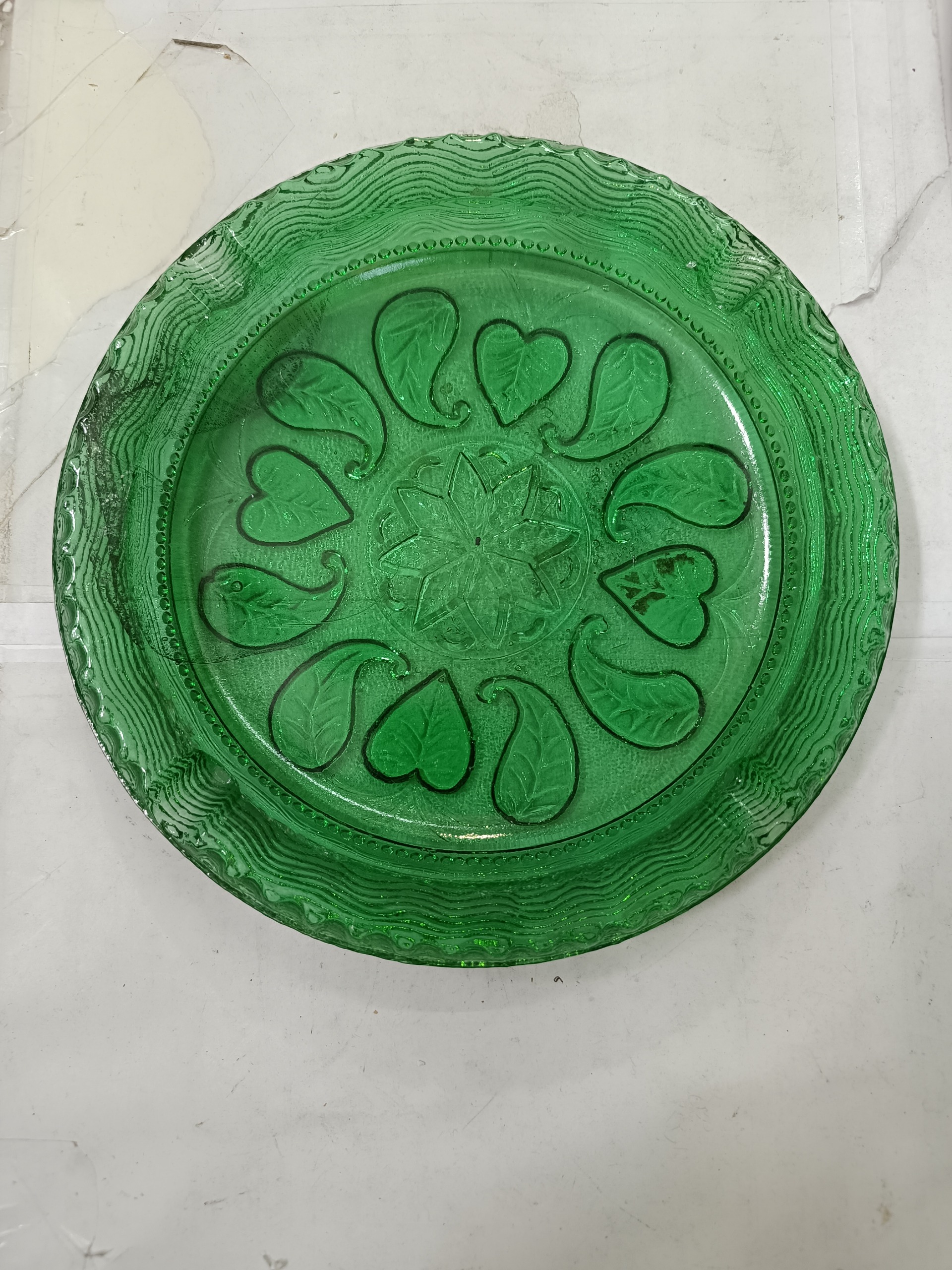 زیر سیگاری کریستال سبز