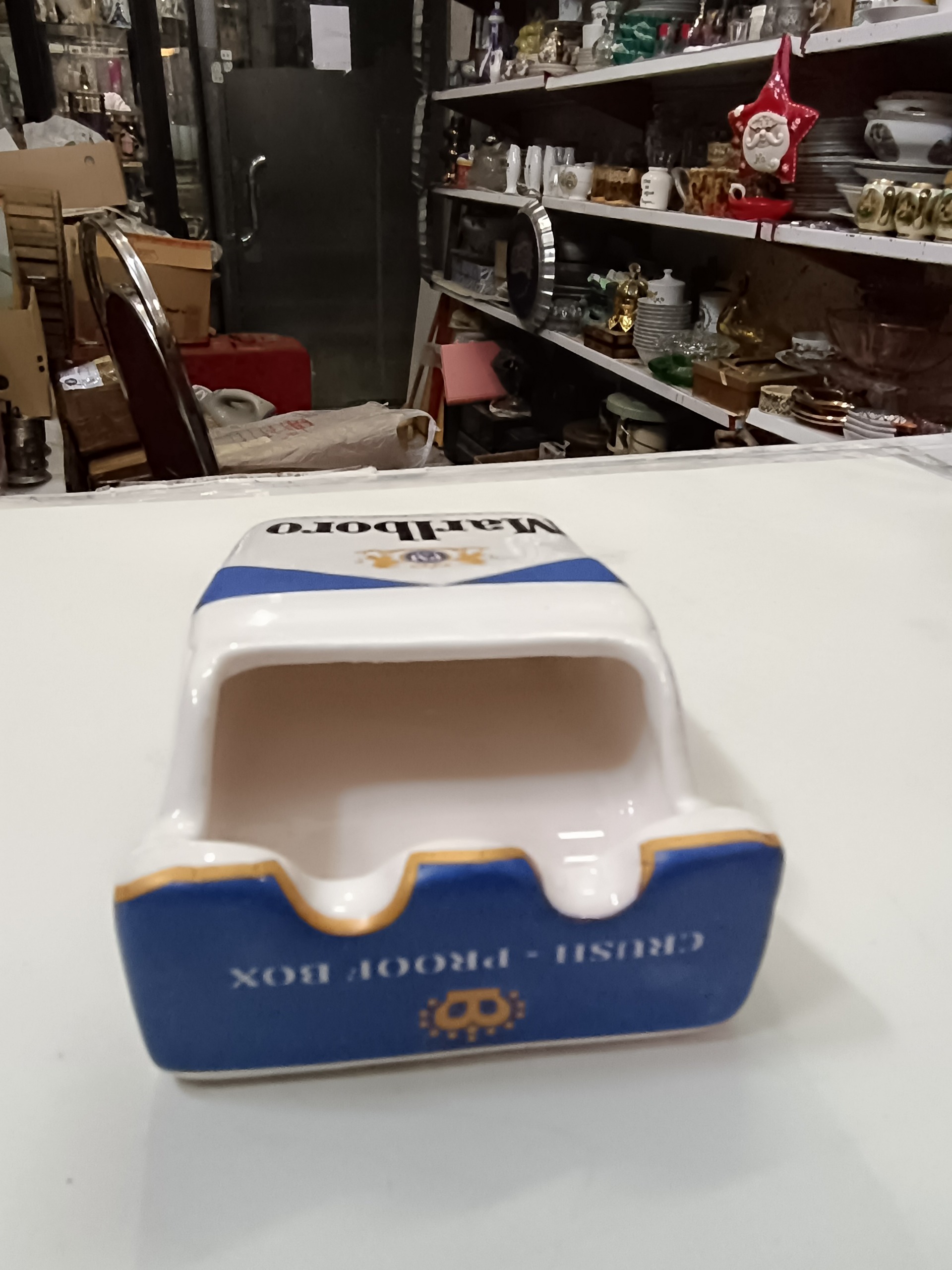 زیر سیگاری چینی طرح پاکت سیگار