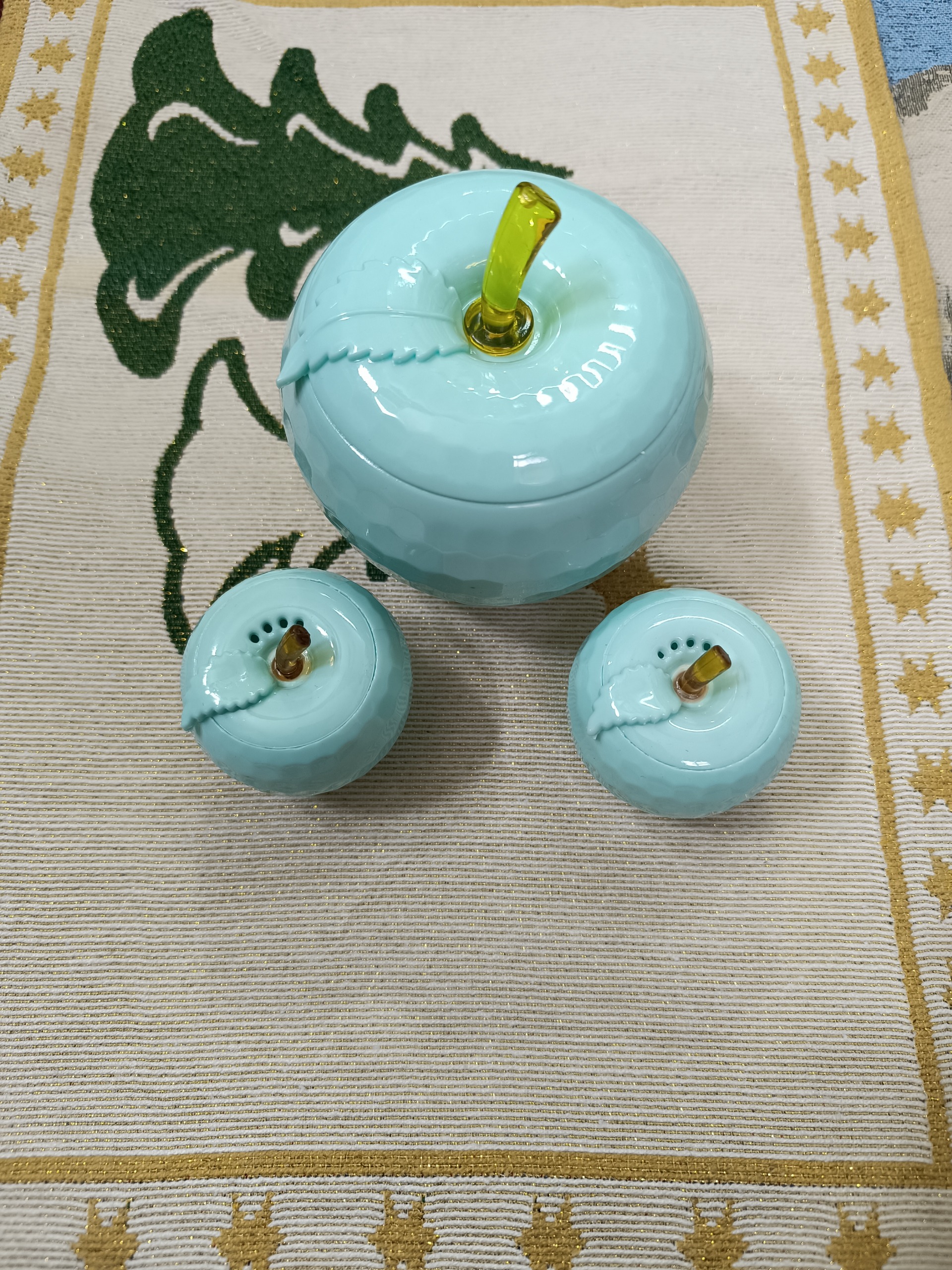 نمکدان و قنددان پلاستیکی