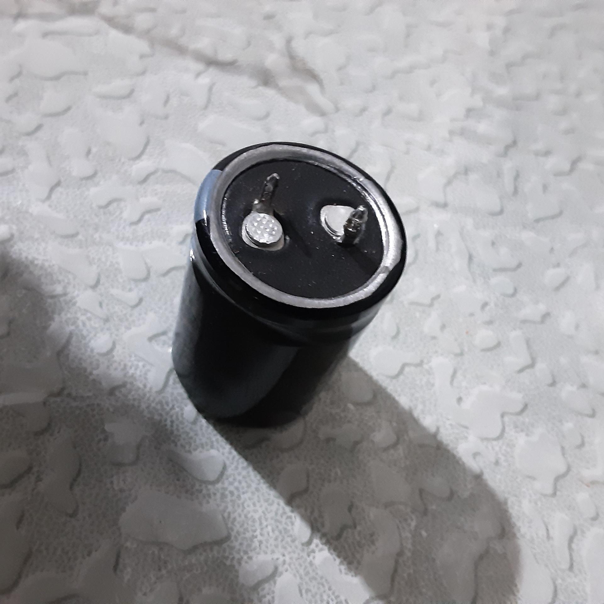 یک عدد خازن