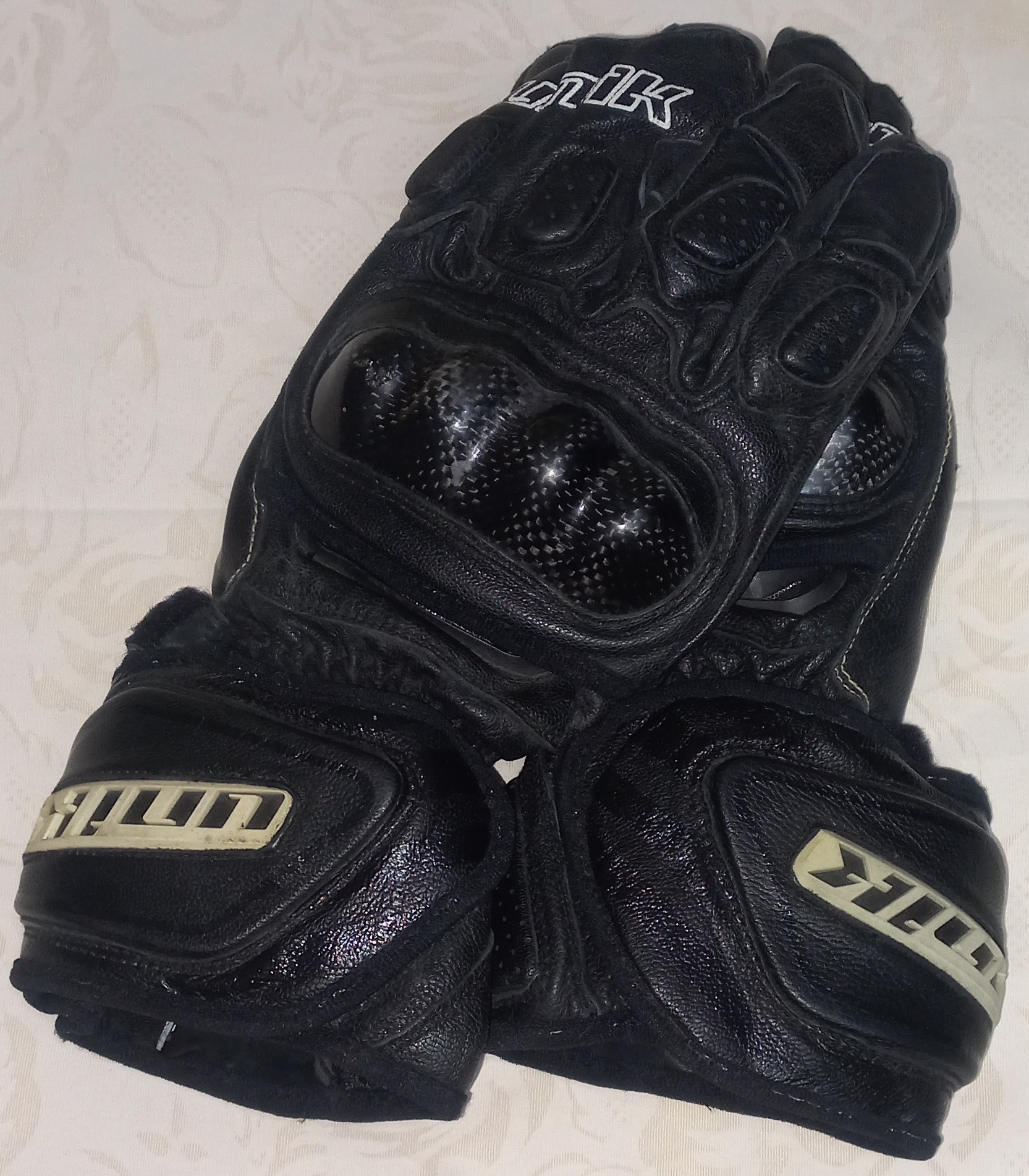 دستکش موتور ریس تمام چرم کربنی