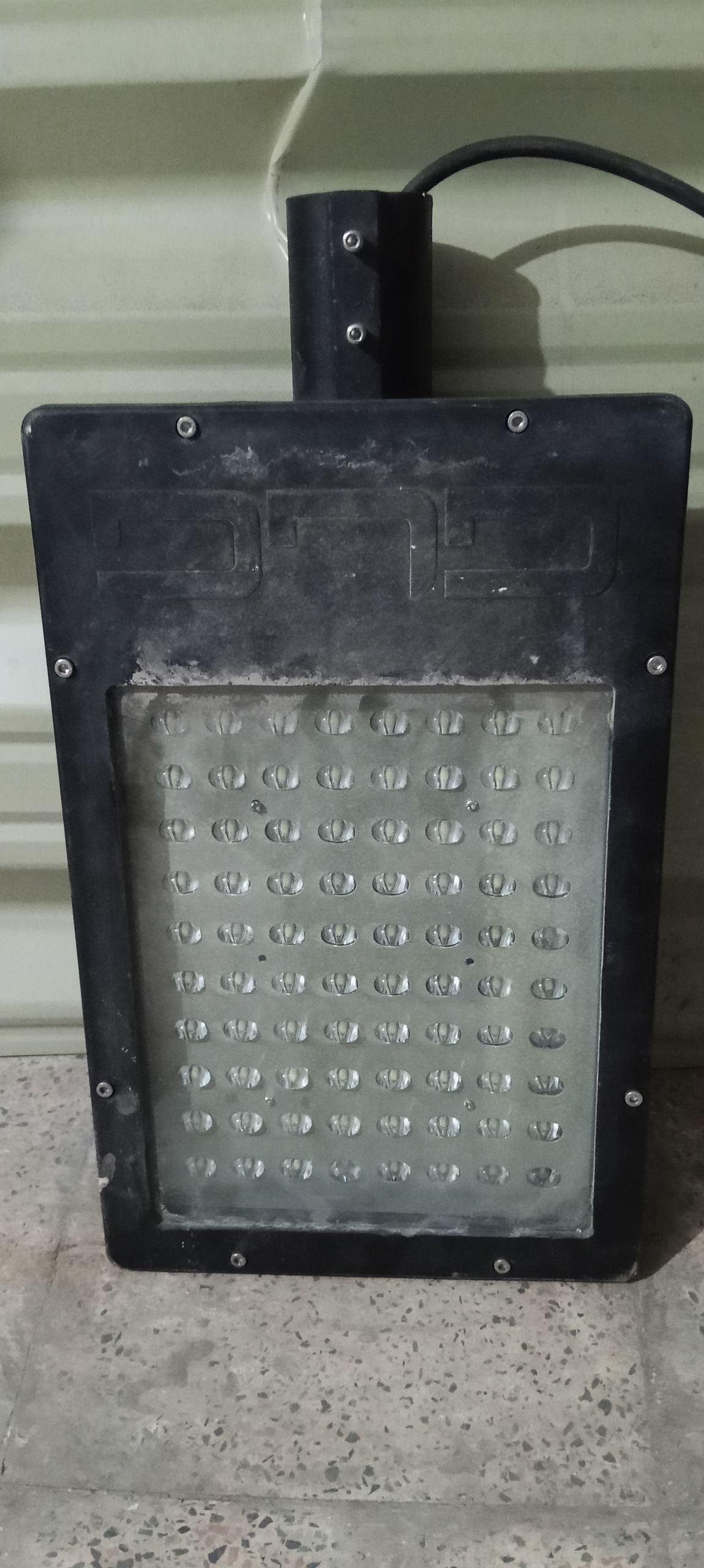 پریژکتورGLG110محکم بابدنه بادوام