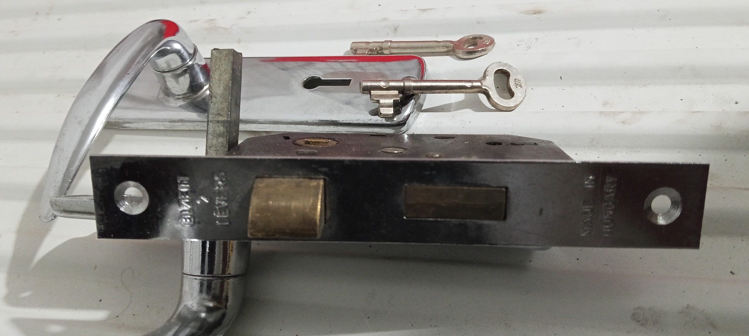 قفل و کلید اصل